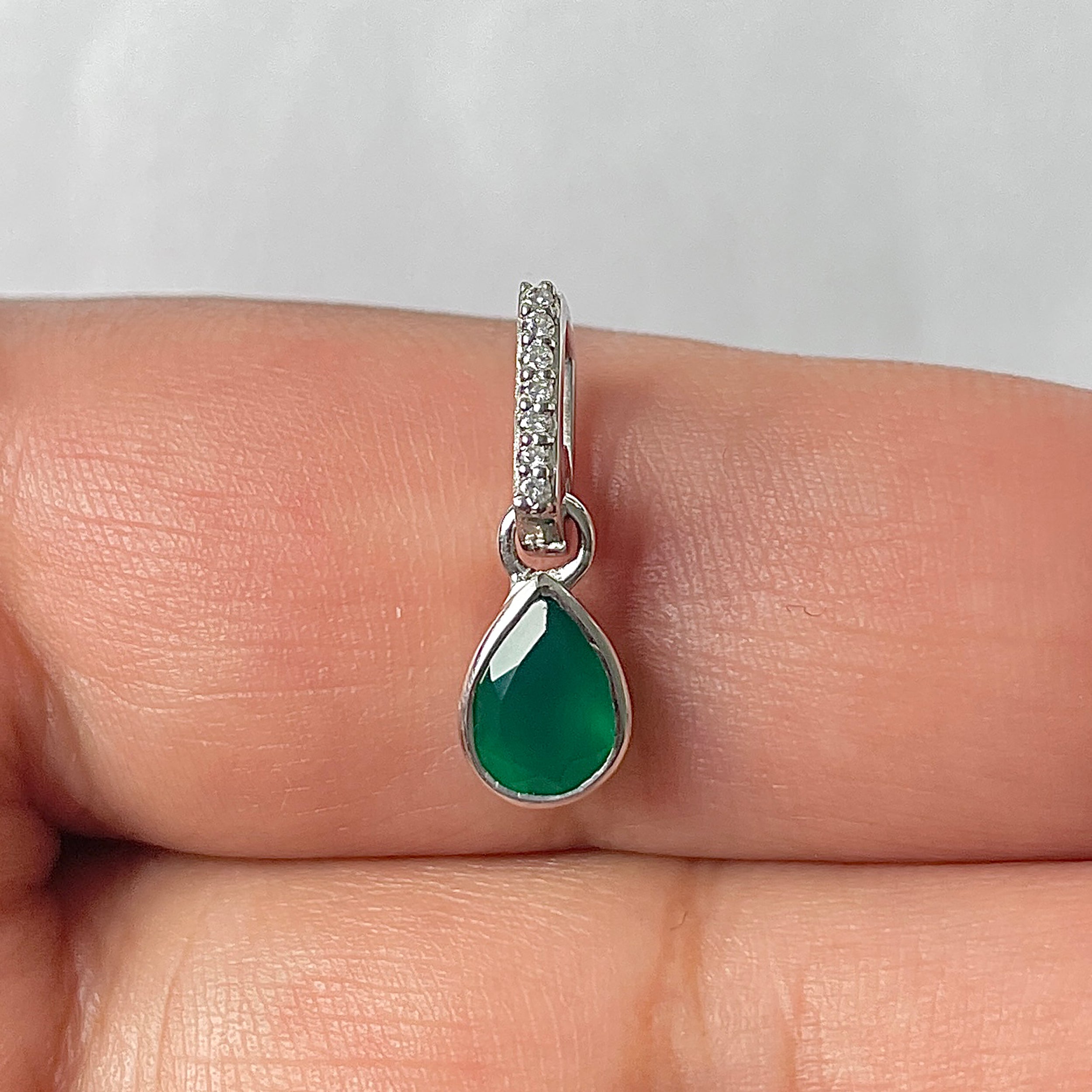 Green Onyx Pendant-(GRO-RDP-779)