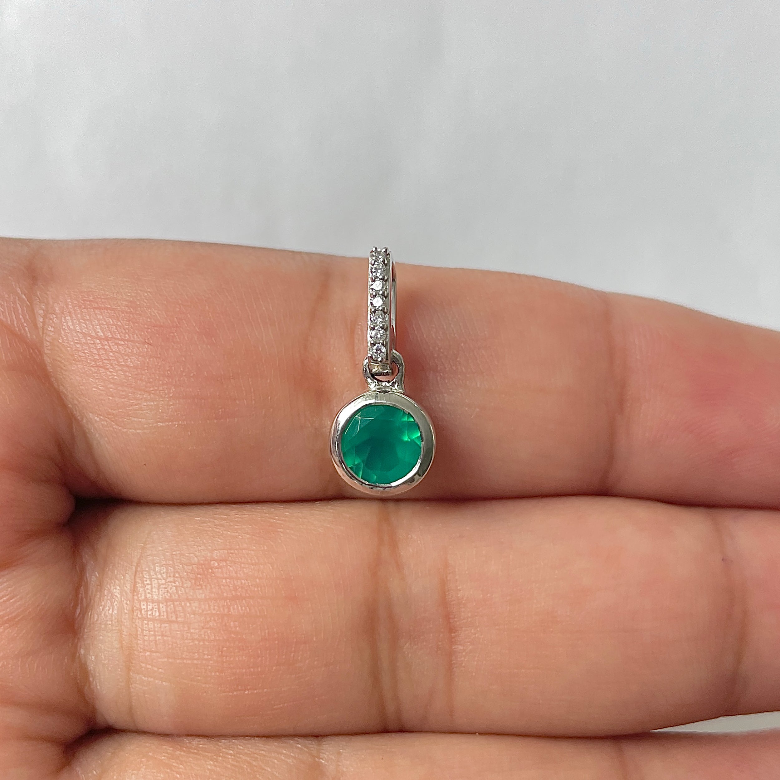 Green Onyx Pendant-(GRO-RDP-958)