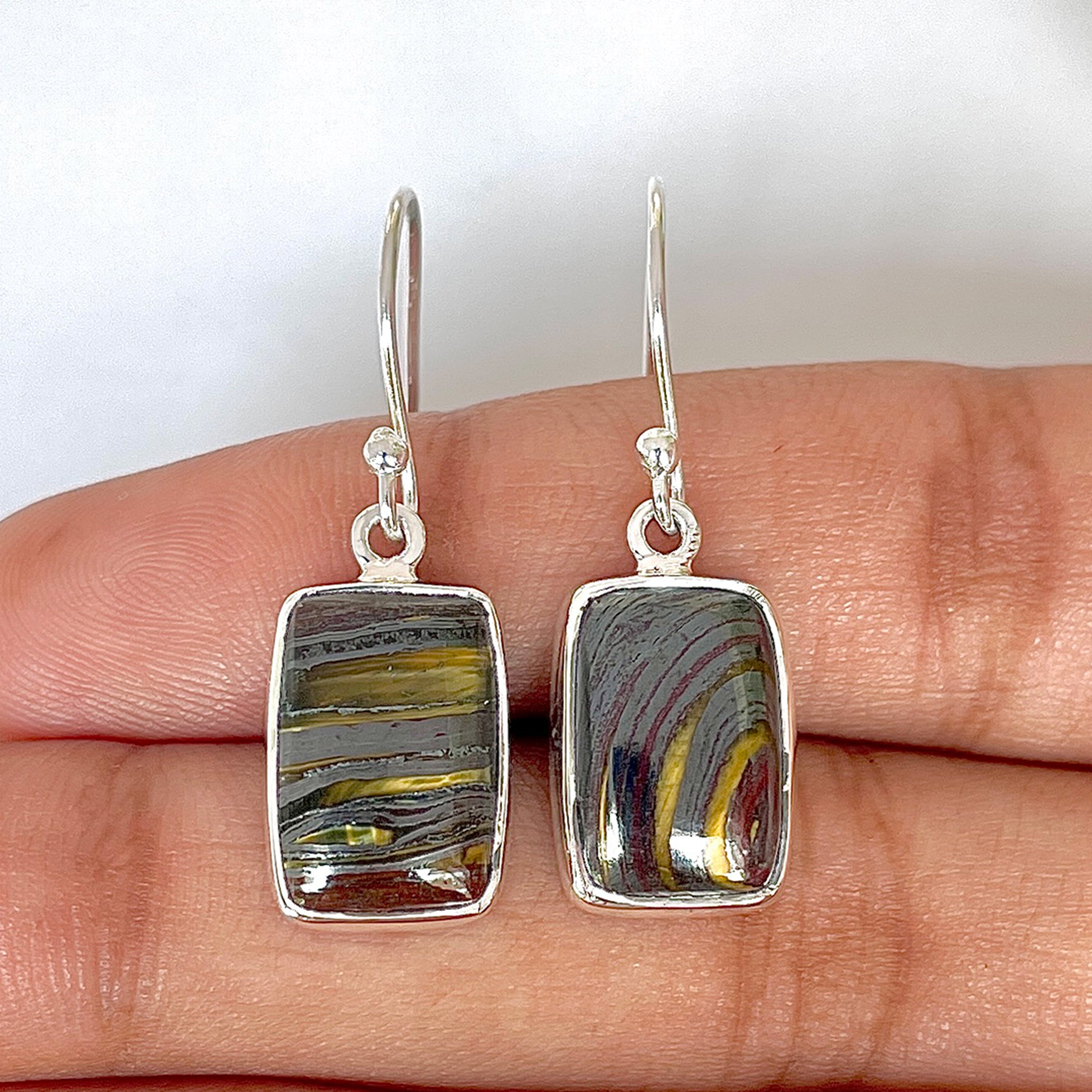 Iron Tiger Eye Earring-(ITE-3-20)