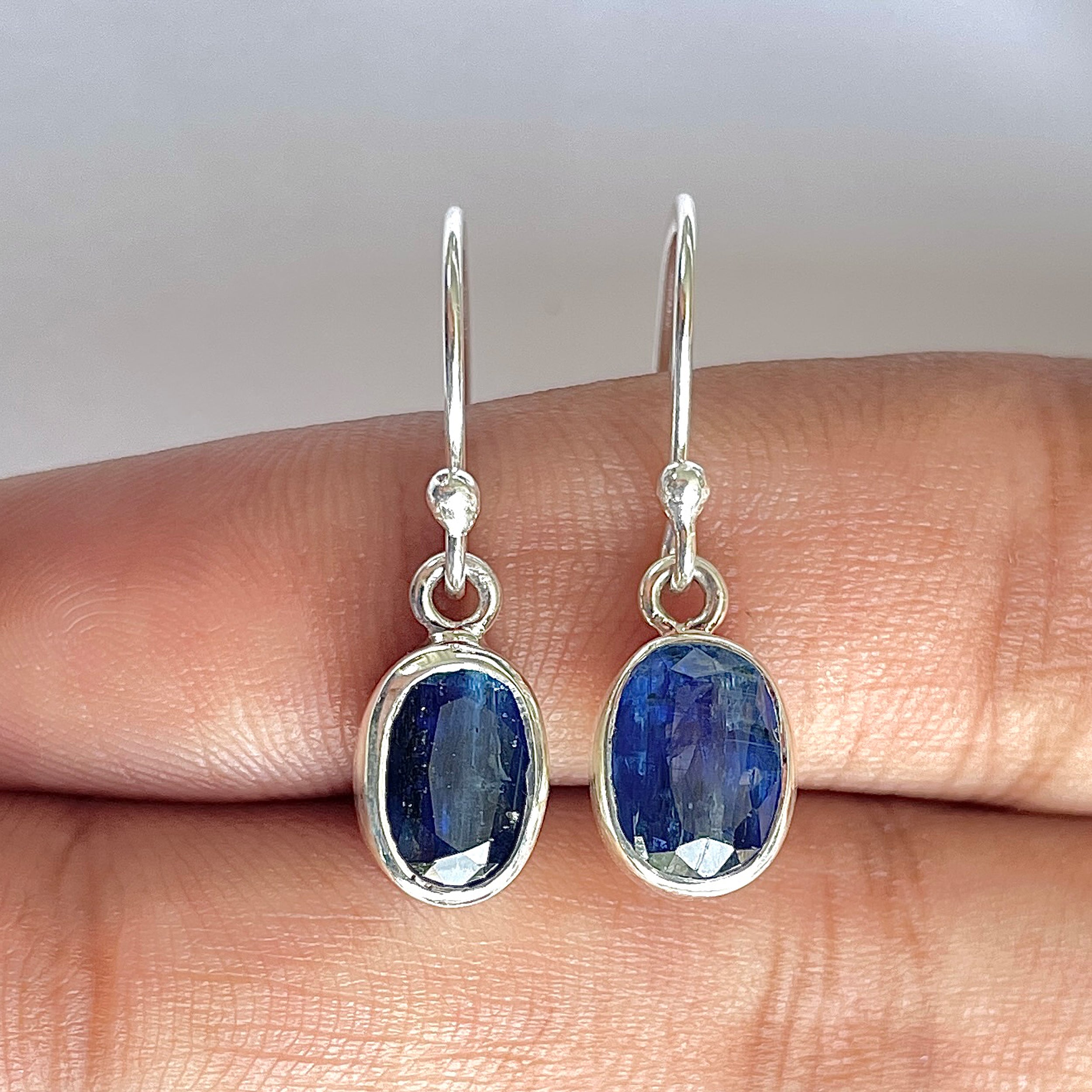 Kyanite Earring-(KYN-3-20)