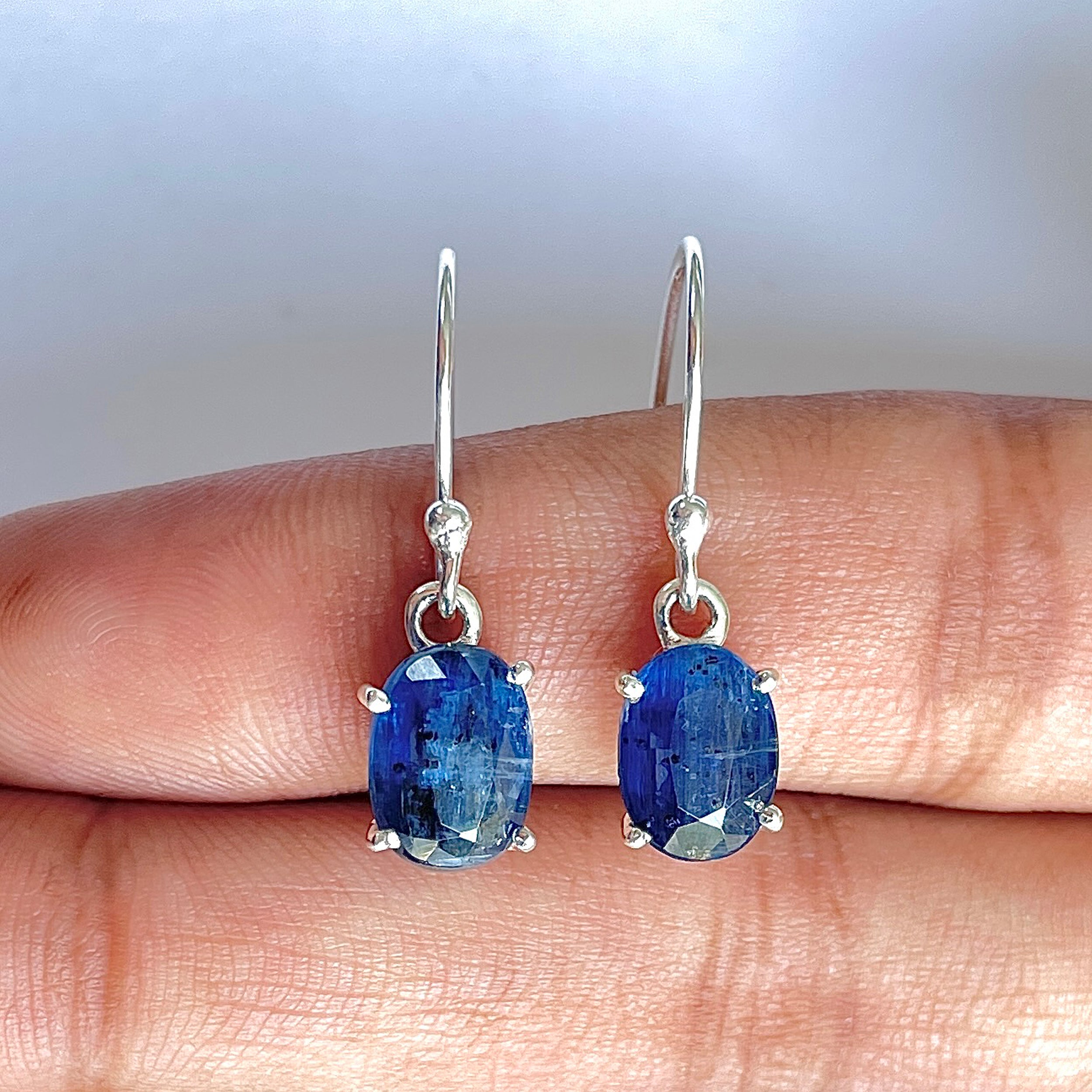 Kyanite Earring-(KYN-3-21)