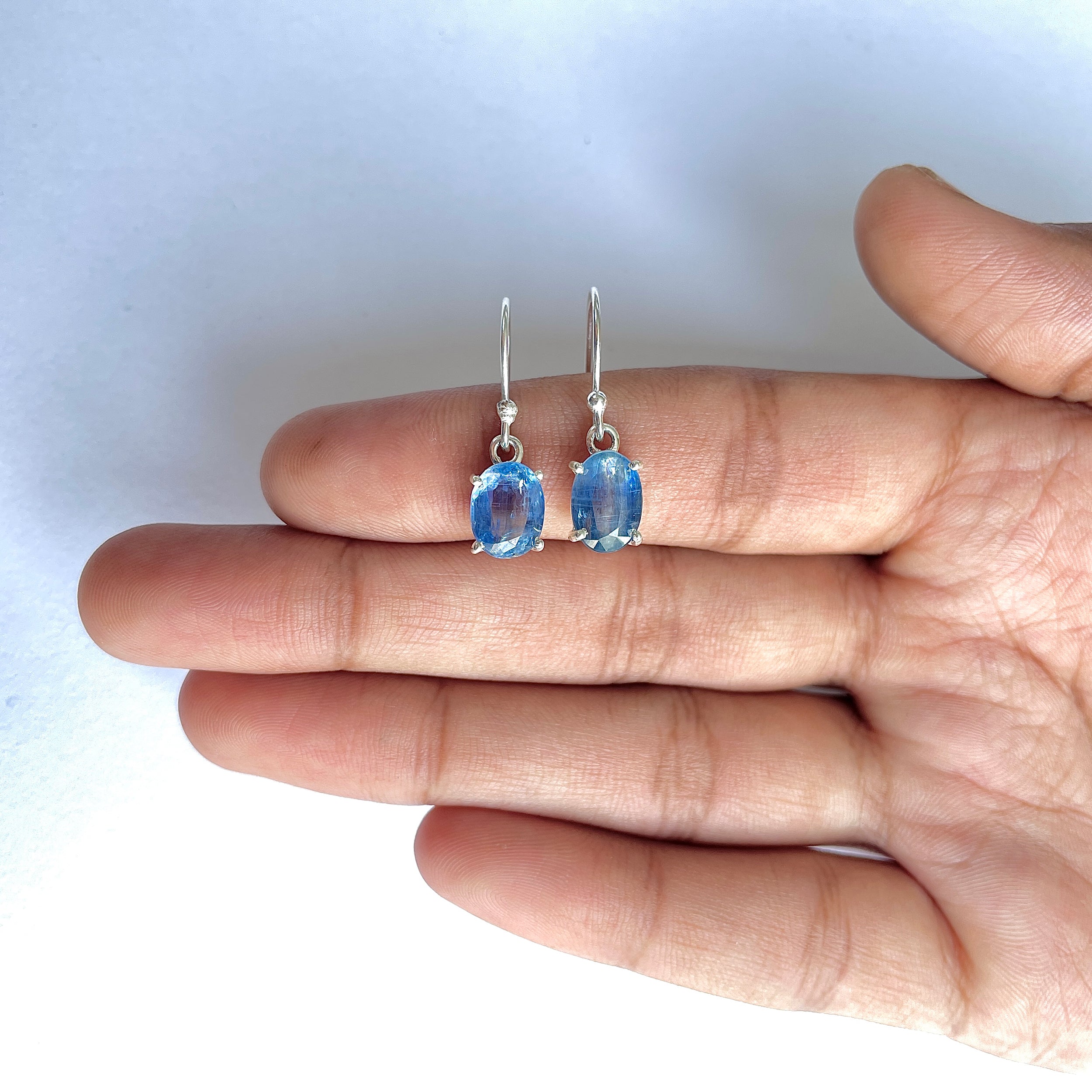 Kyanite Earring-(KYN-3-22)