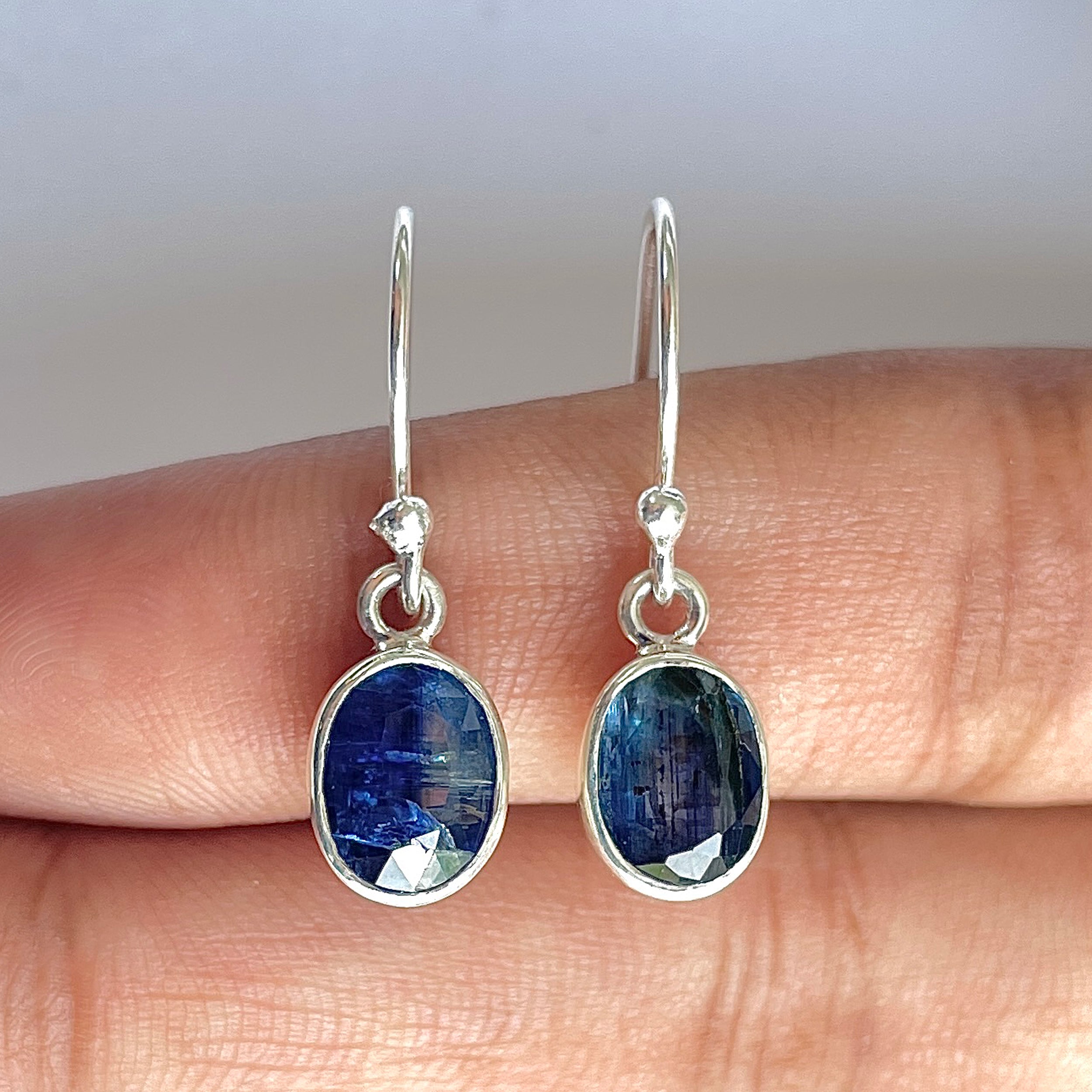 Kyanite Earring-(KYN-3-27)