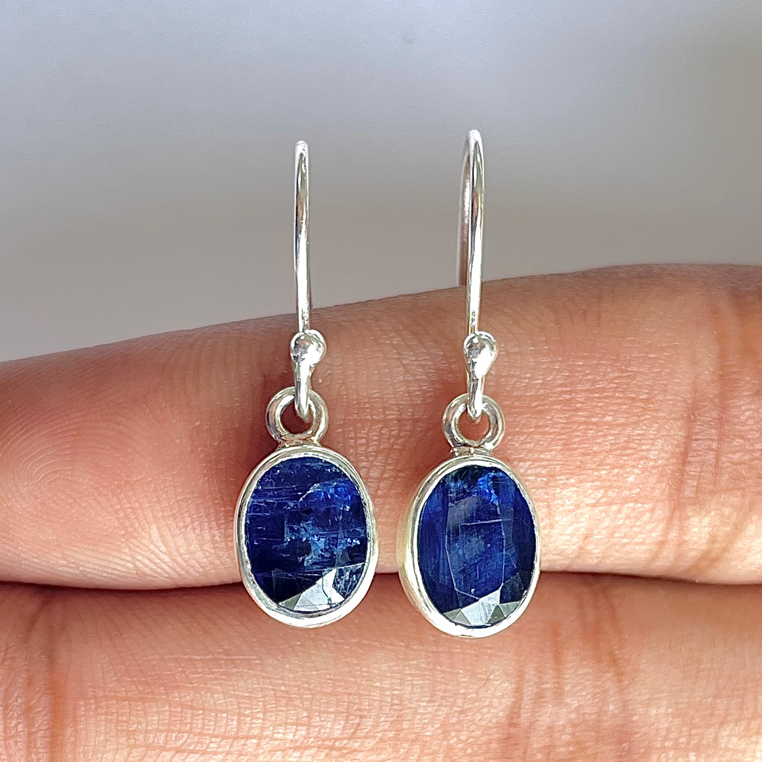 Kyanite Earring-(KYN-3-36)