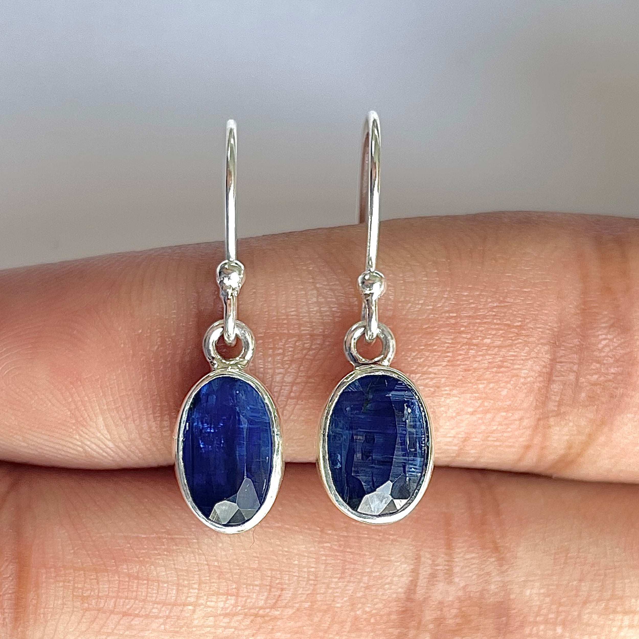 Kyanite Earring-(KYN-3-41)