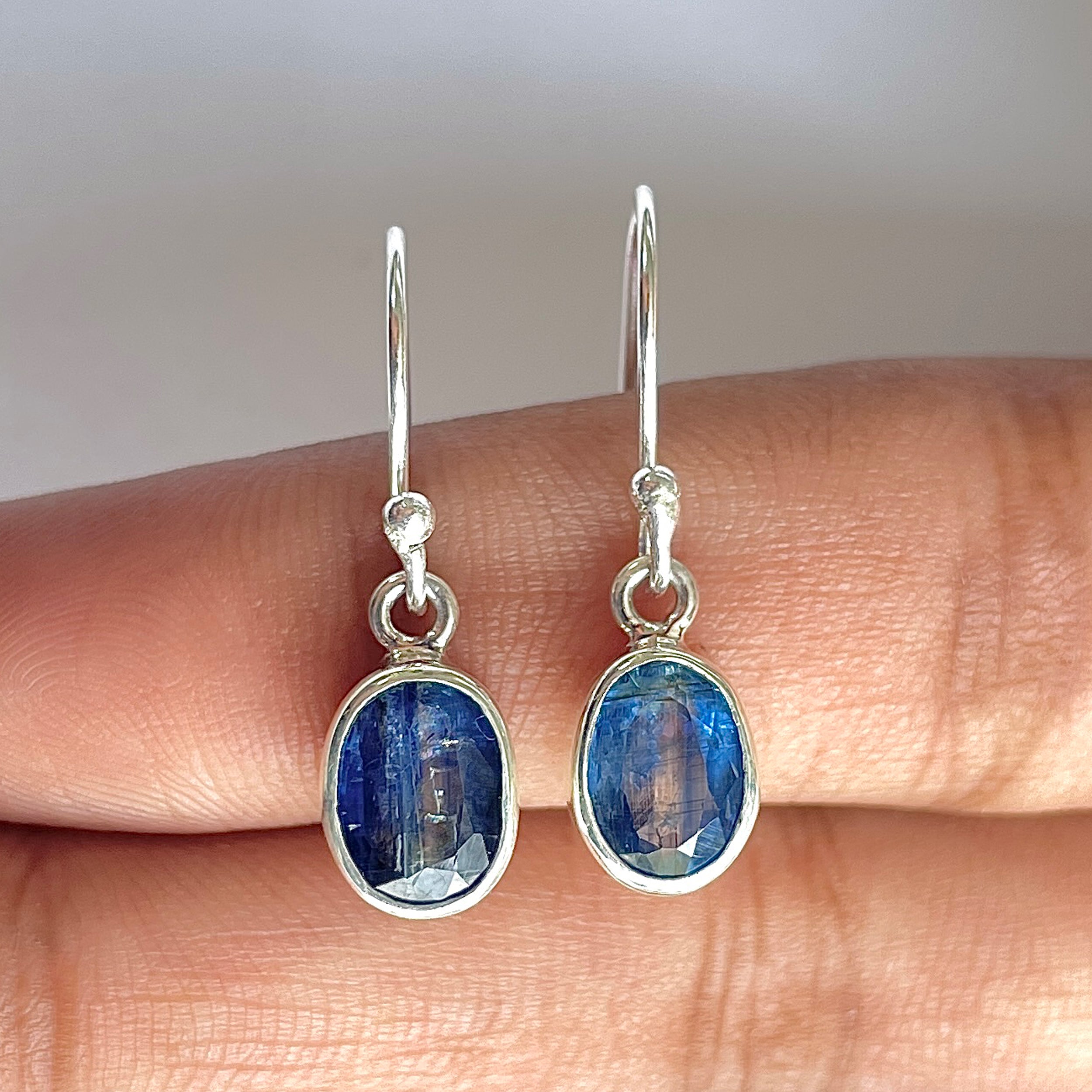 Kyanite Earring-(KYN-3-42)