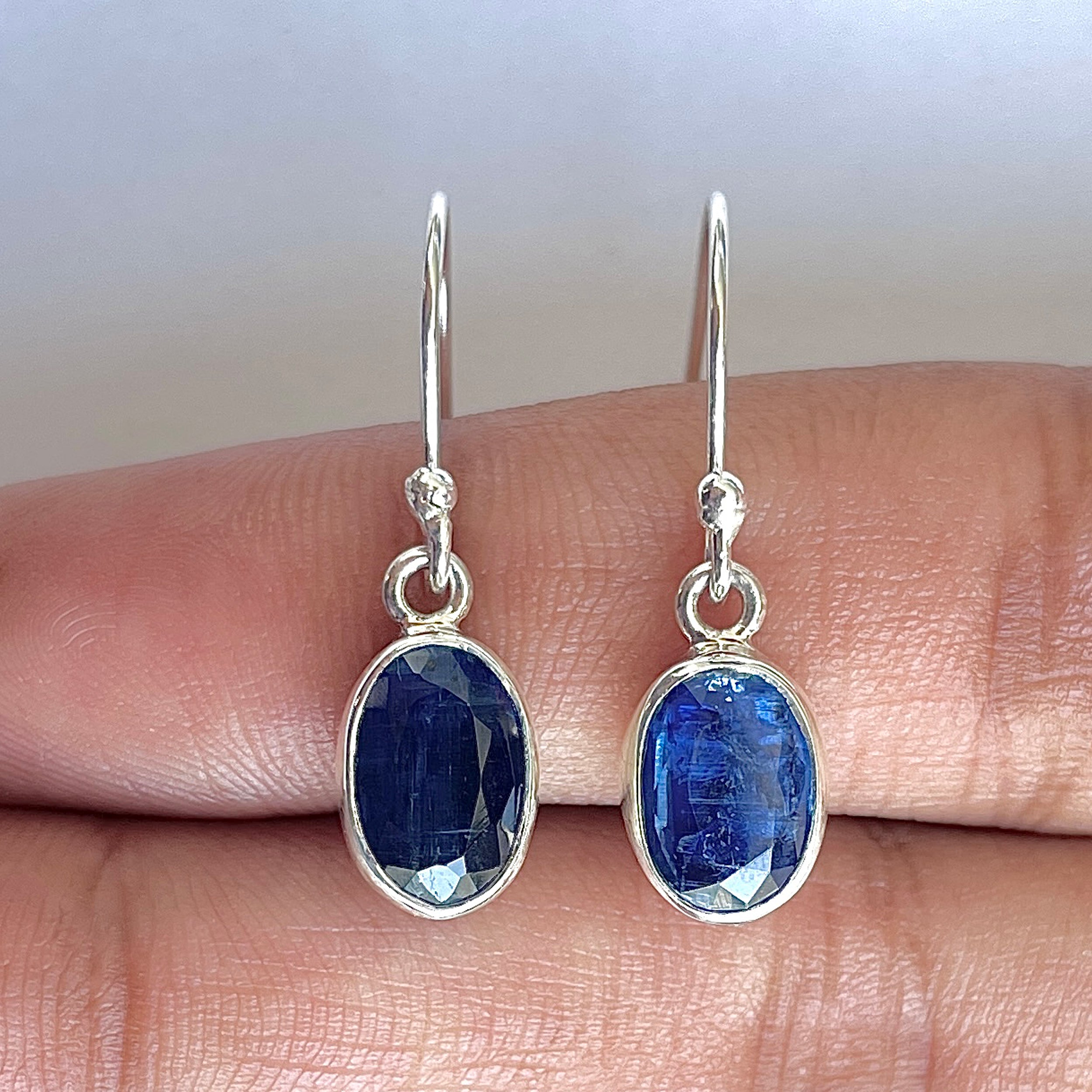 Kyanite Earring-(KYN-3-54)