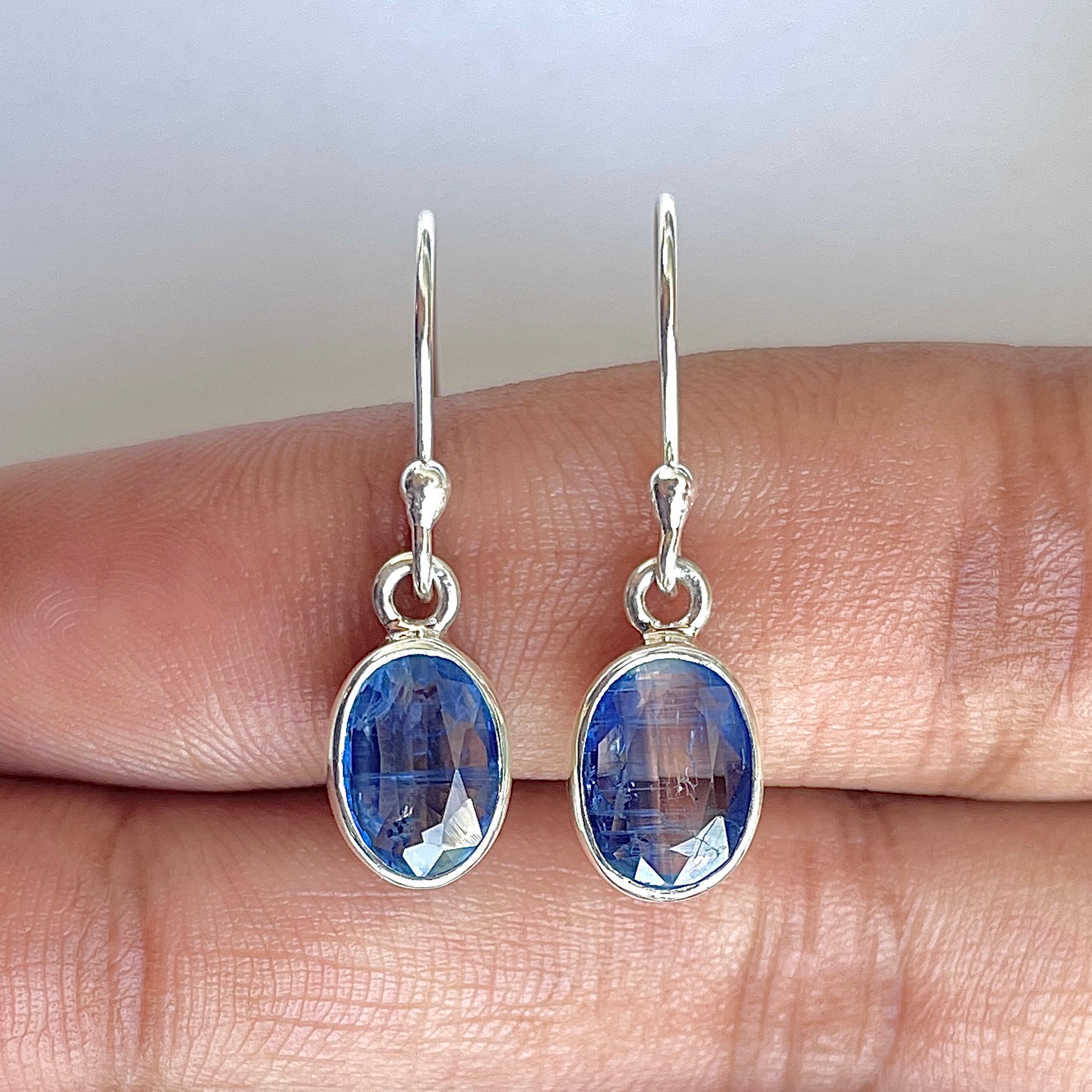 Kyanite Earring-(KYN-3-59)