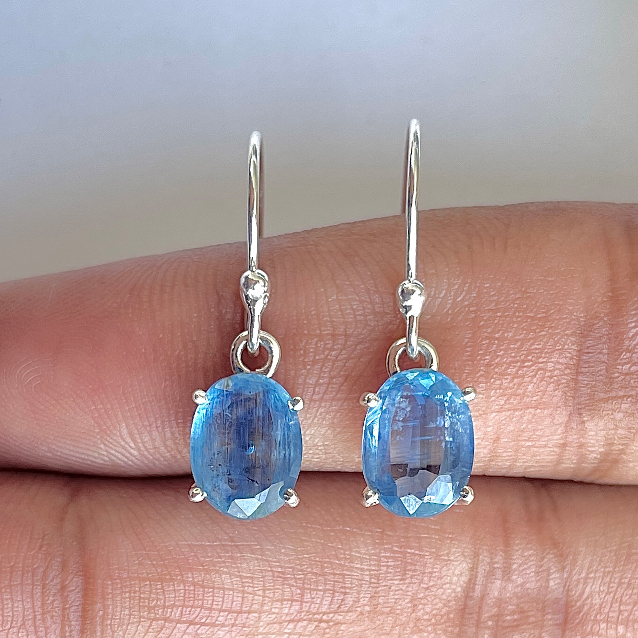 Kyanite Earring-(KYN-3-66)
