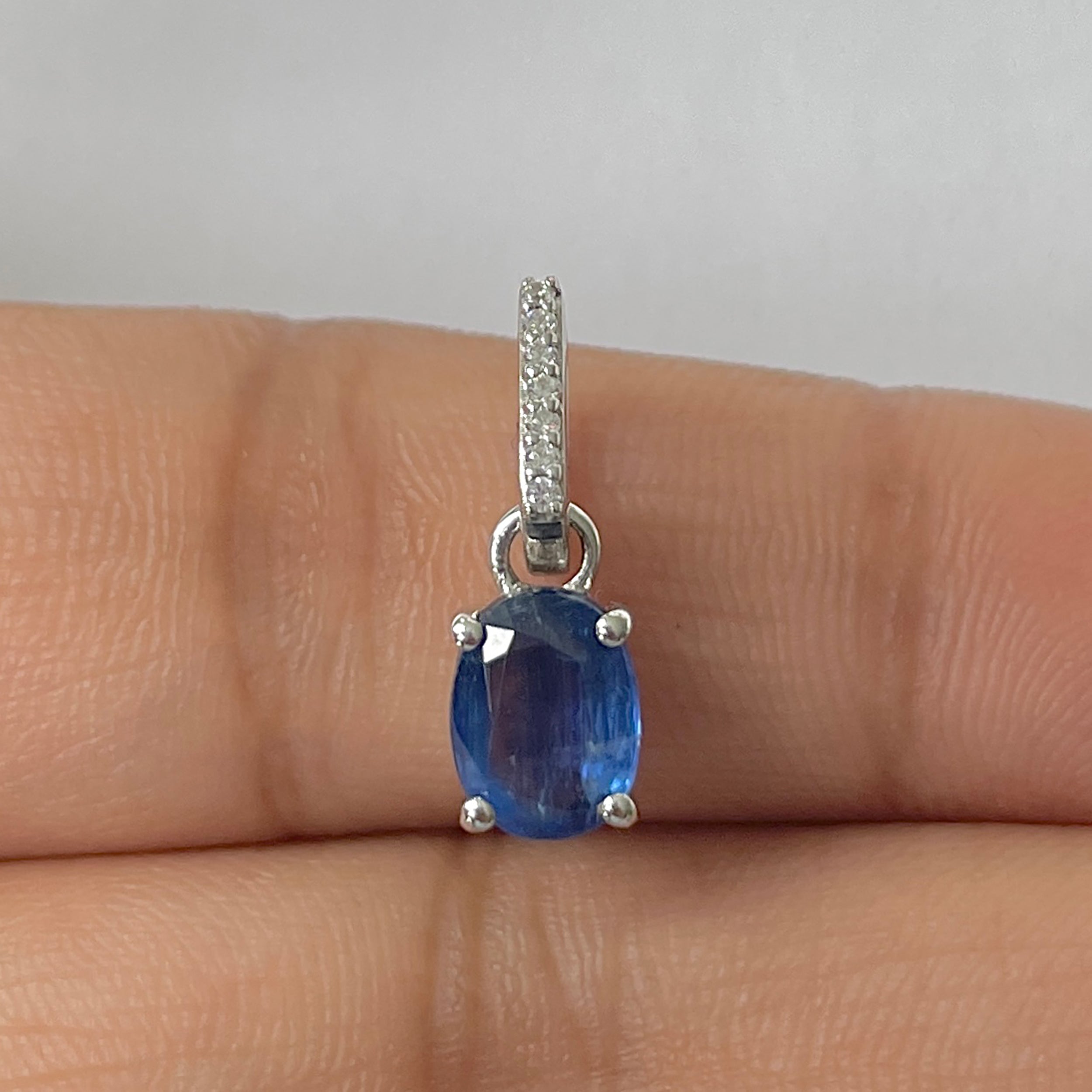 Kyanite Pendant-(KYN-RDP-920-B)
