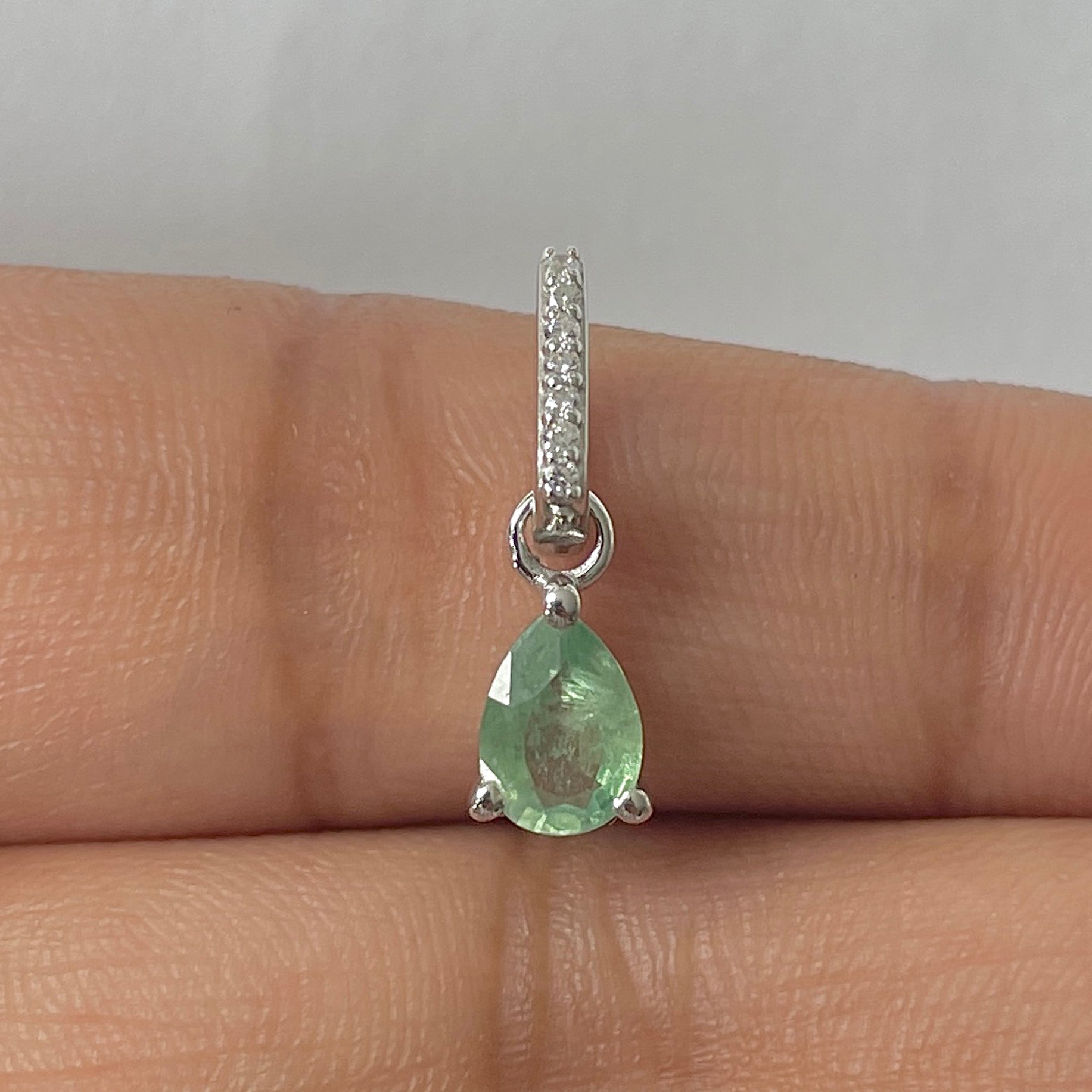 Kyanite Green Pendant-(KYN-RDP-1165-G)