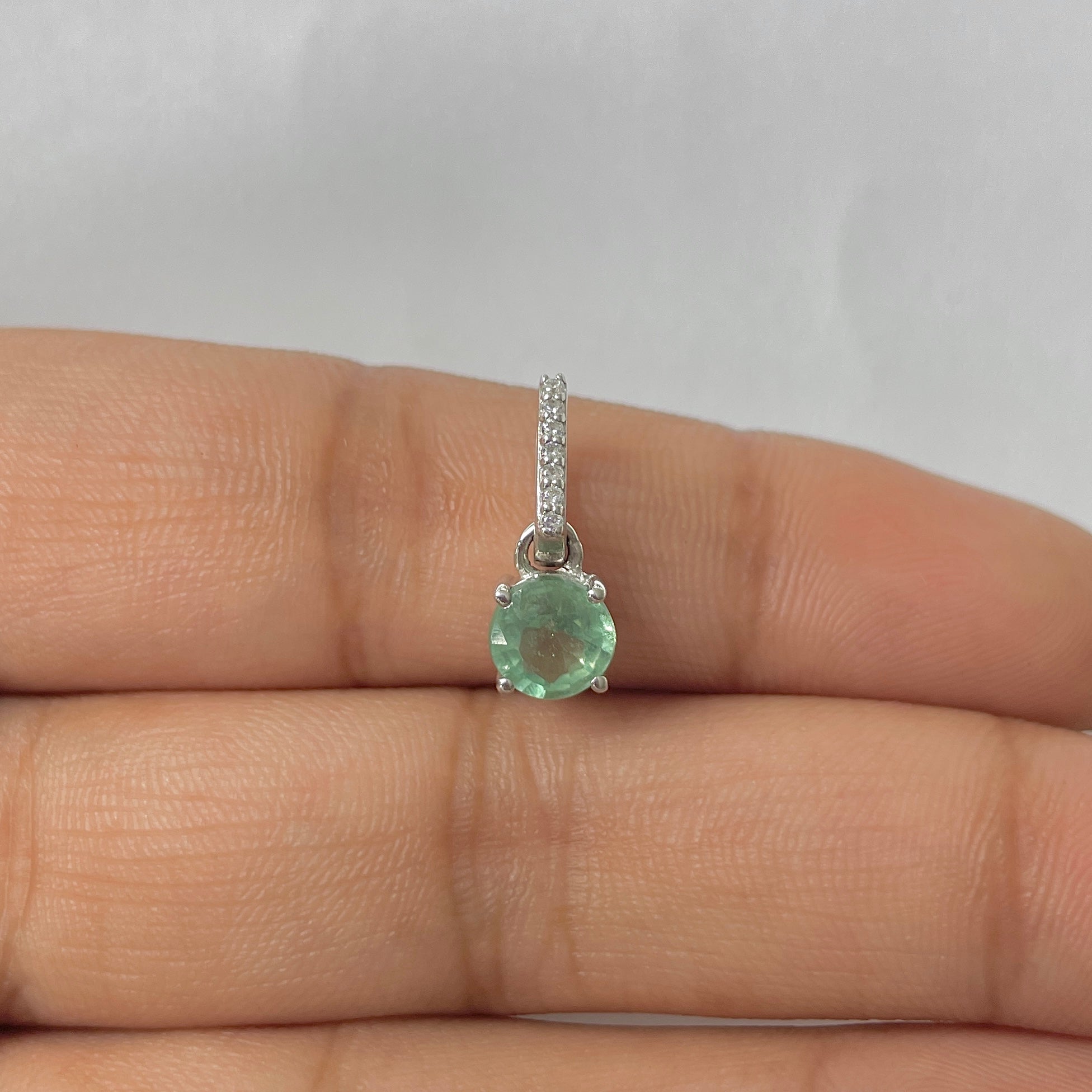 Kyanite Green Pendant-(KYN-RDP-549-G)