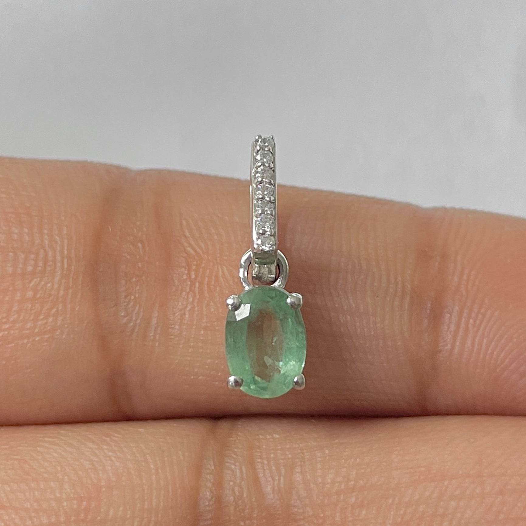 Kyanite Green Pendant-(KYN-RDP-915-G)