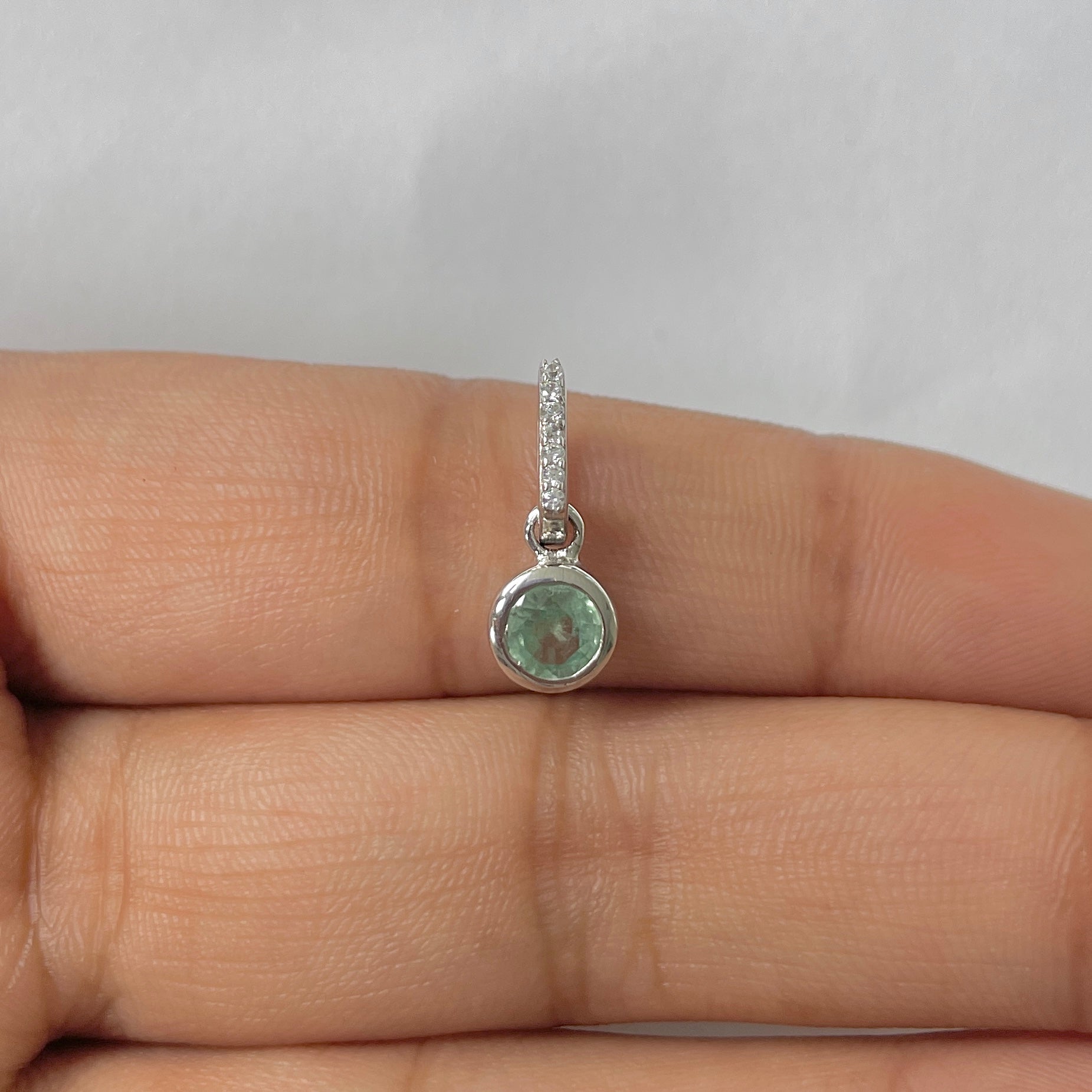 Kyanite Green Pendant-(KYN-RDP-957-G)