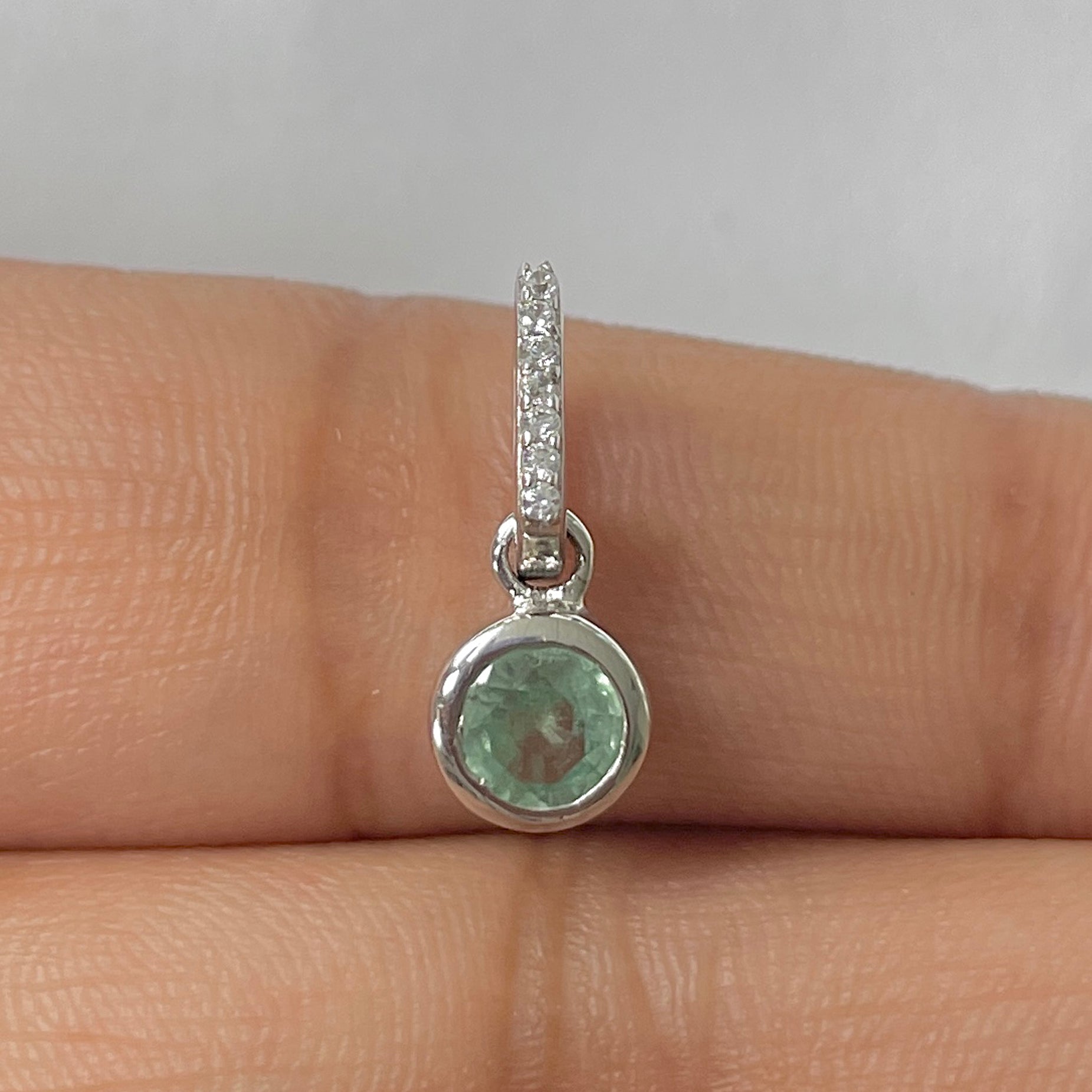 Kyanite Green Pendant-(KYN-RDP-957-G)