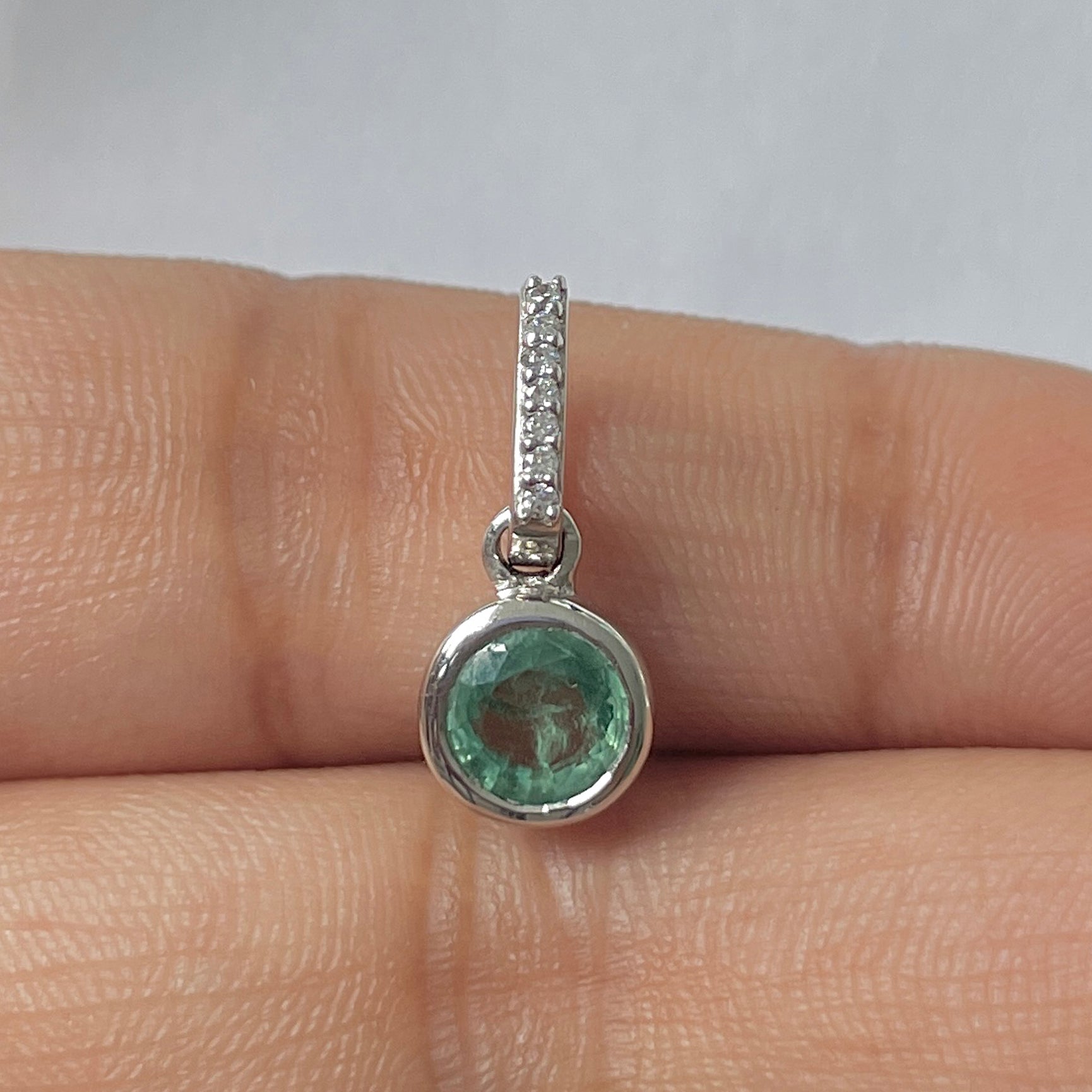 Kyanite Green Pendant-(KYN-RDP-958-G)