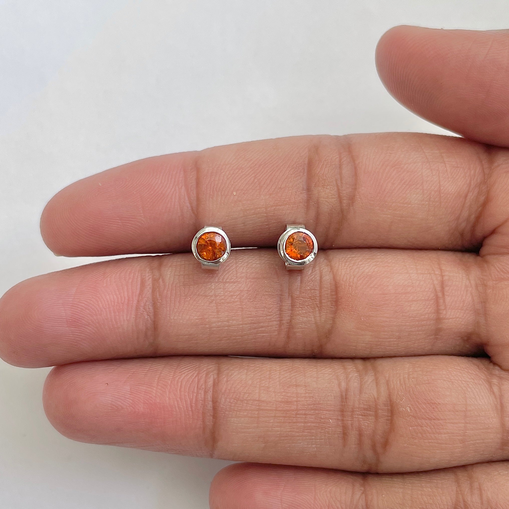 Kyanite Orange Stud Earring-(KYN-RDE-1375-O)