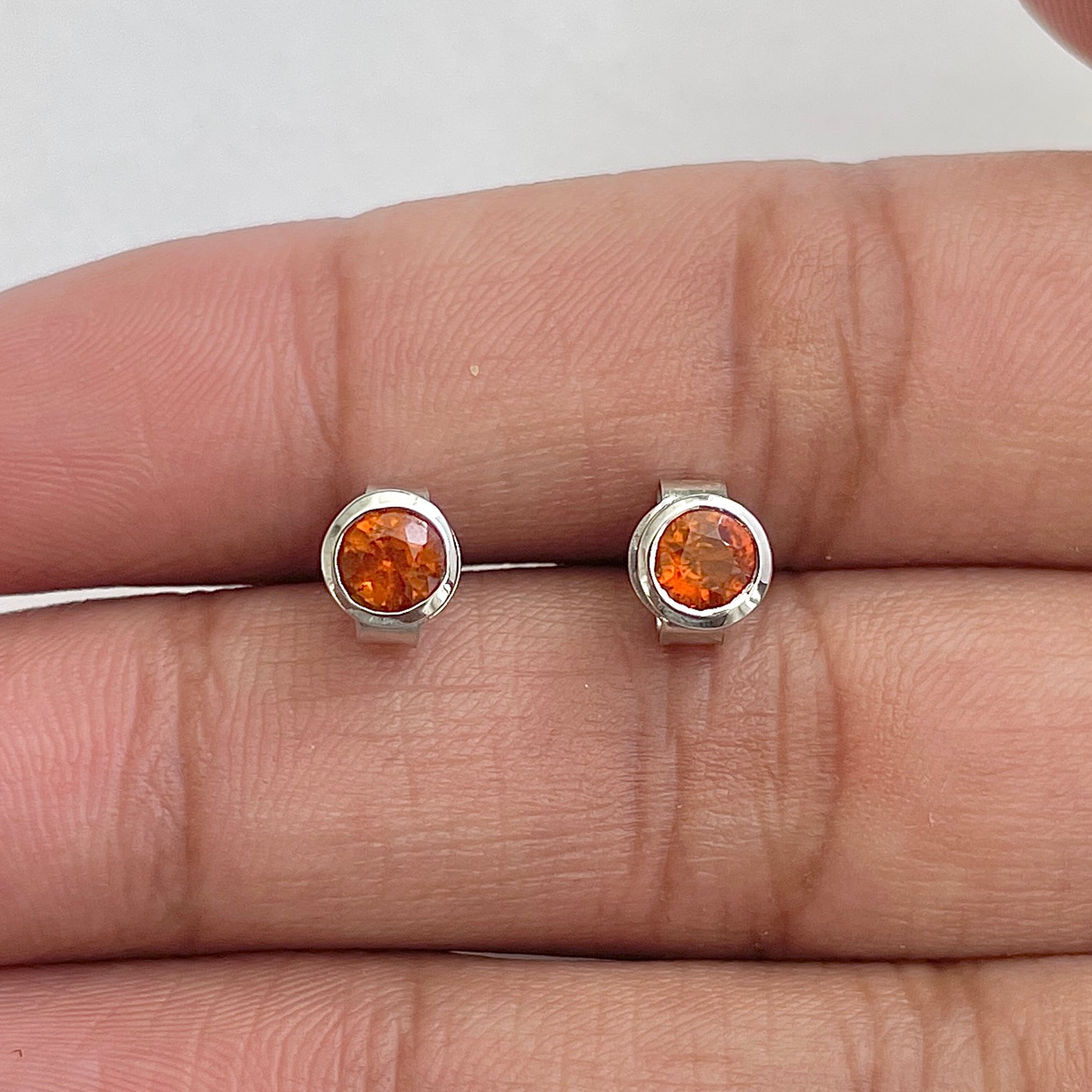 Kyanite Orange Stud Earring-(KYN-RDE-1375-O)