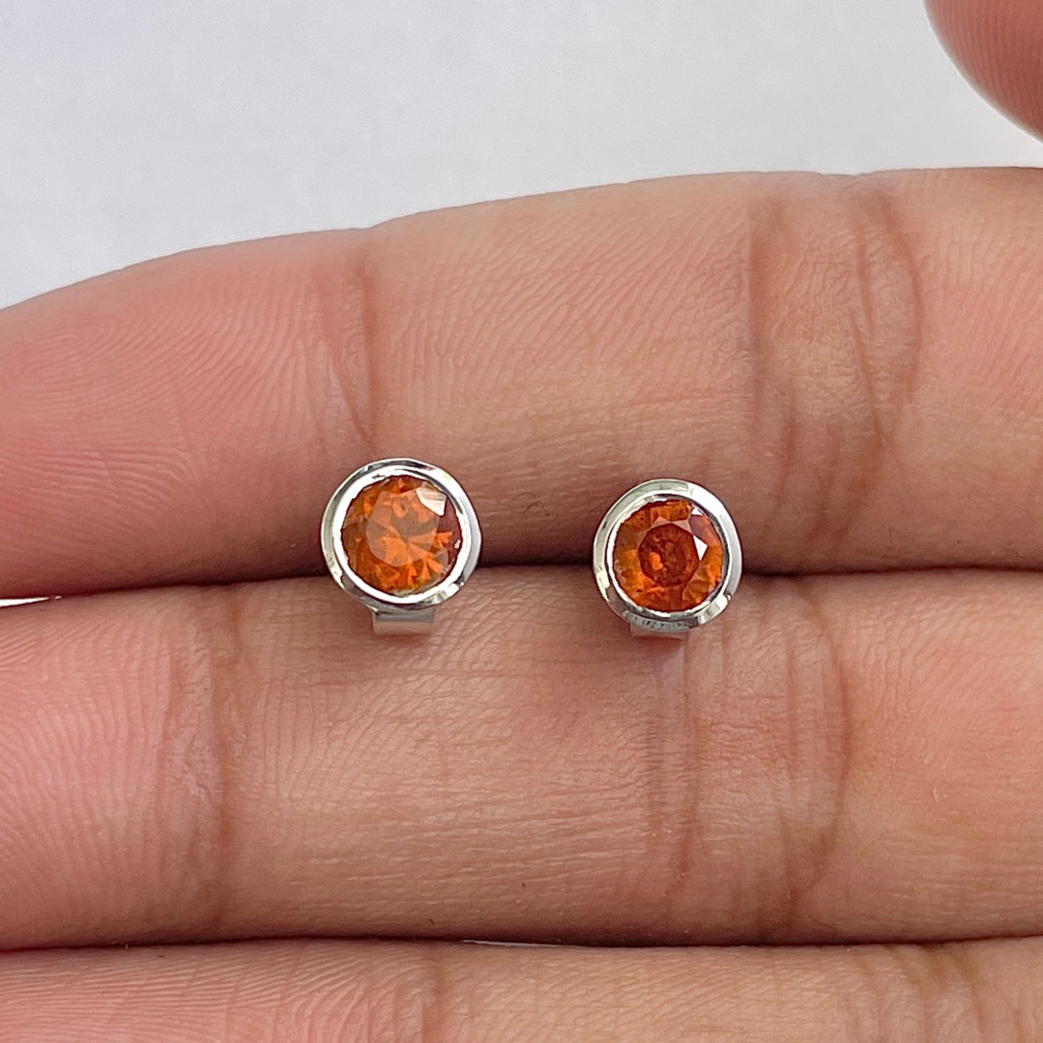 Kyanite Orange Stud Earring-(KYN-RDE-1425-O)
