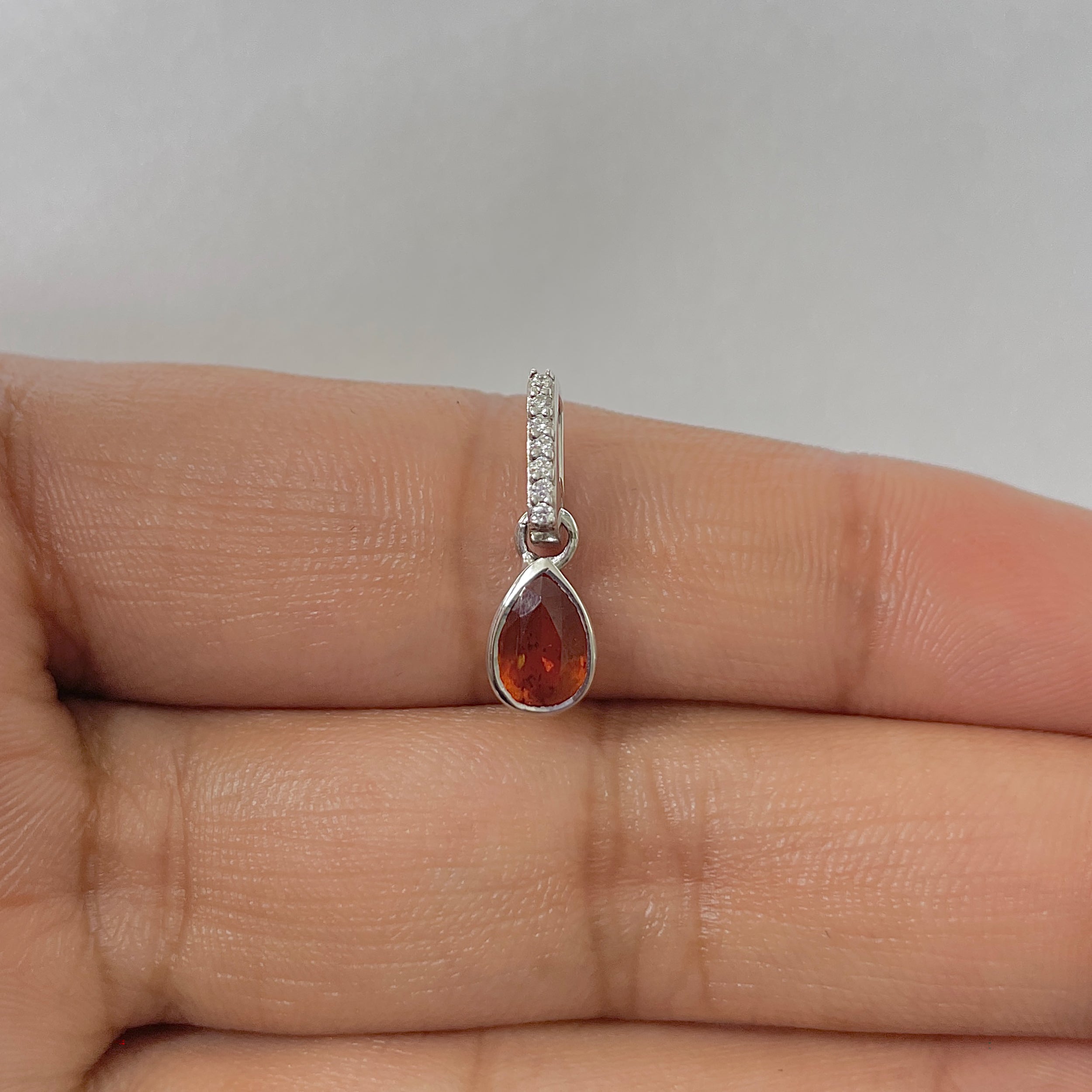 Kyanite Orange Pendant-(KYN-RDP-779-O)