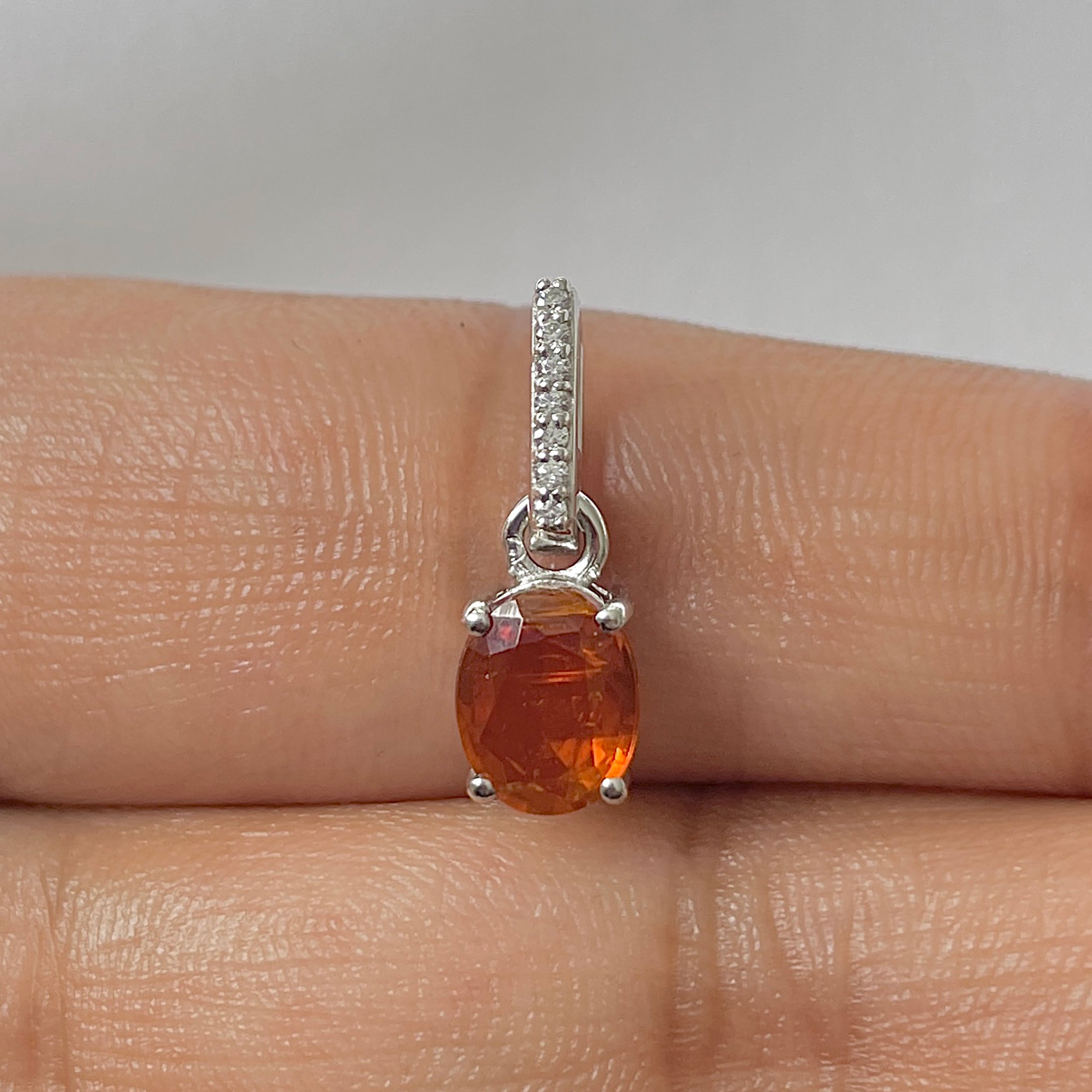 Kyanite Orange Pendant-(KYN-RDP-920-O)