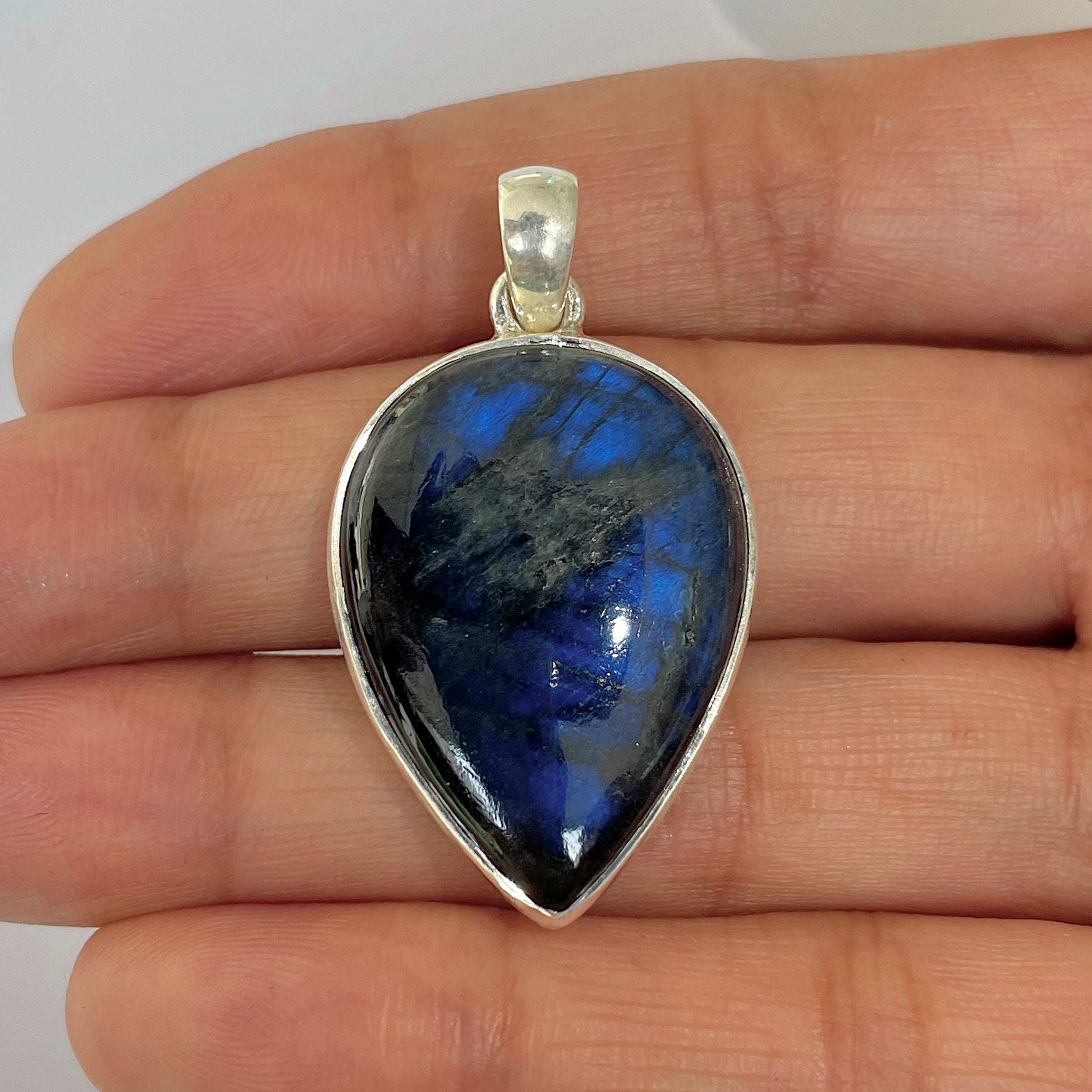 Labradorite Pendant-(LBD-1-16)