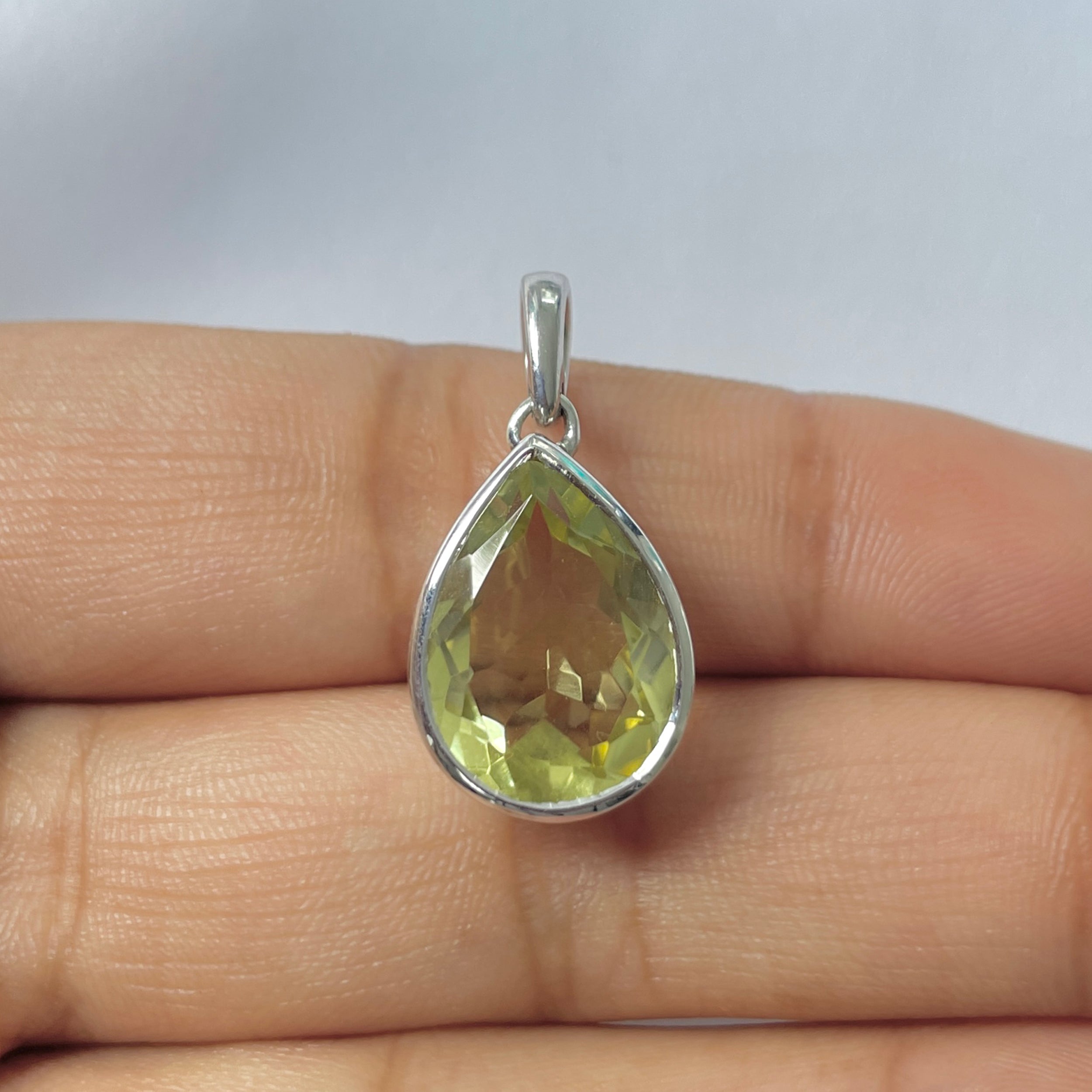 Lemon Quartz Pendant-(LEM-RDP-454)