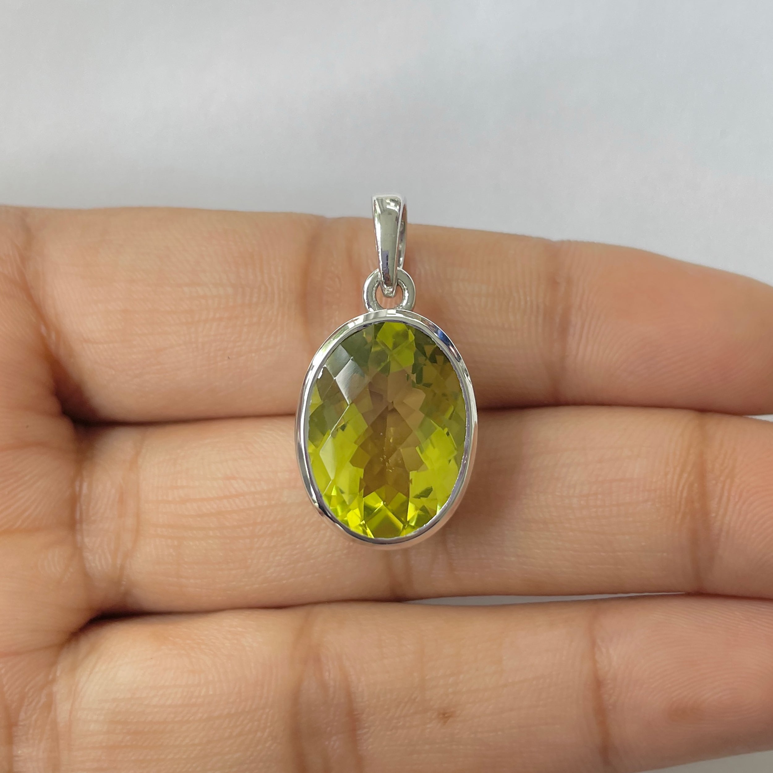 Lemon Quartz Pendant-(LEM-RDP-467)