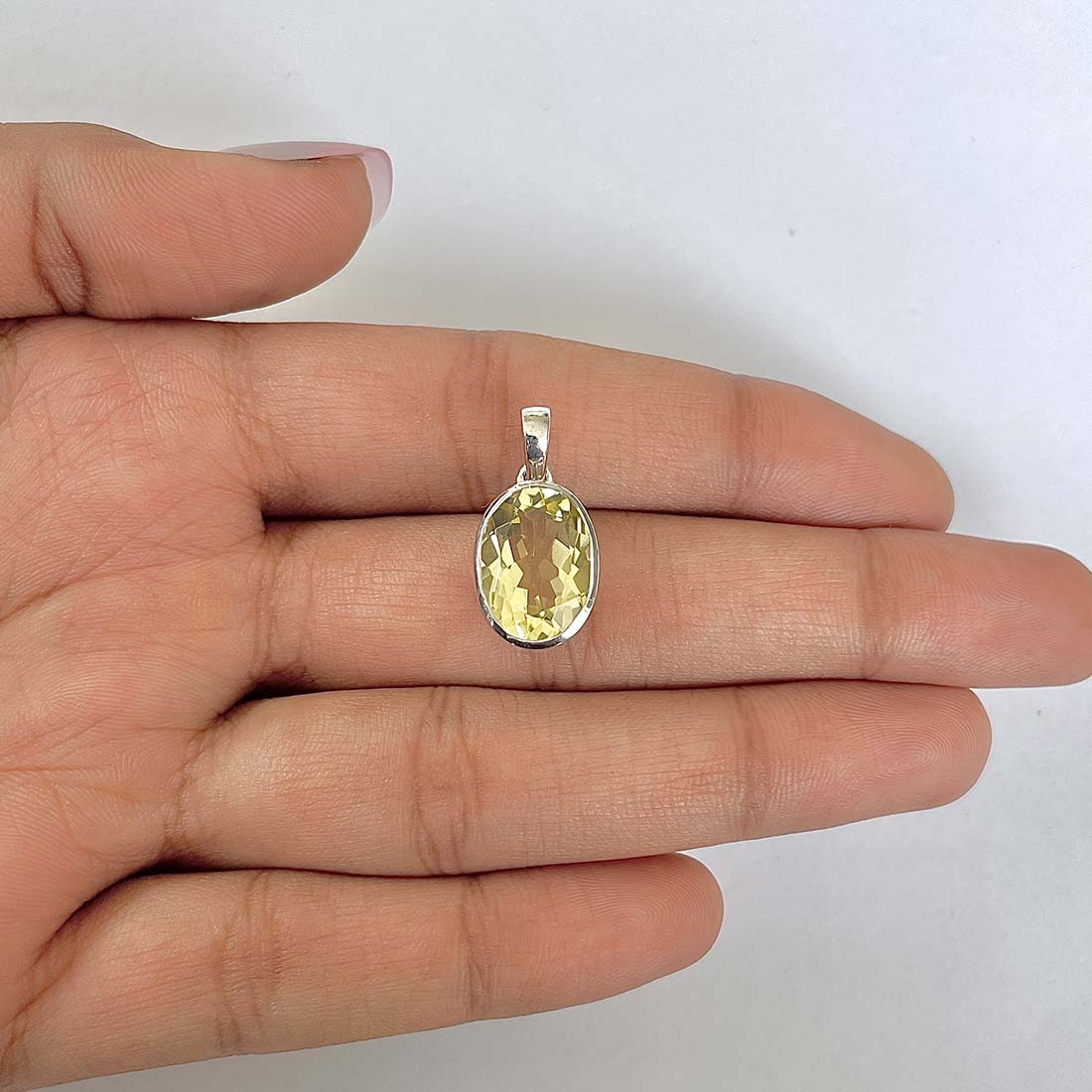 Lemon Quartz Pendant-(LEM-RDP-471)