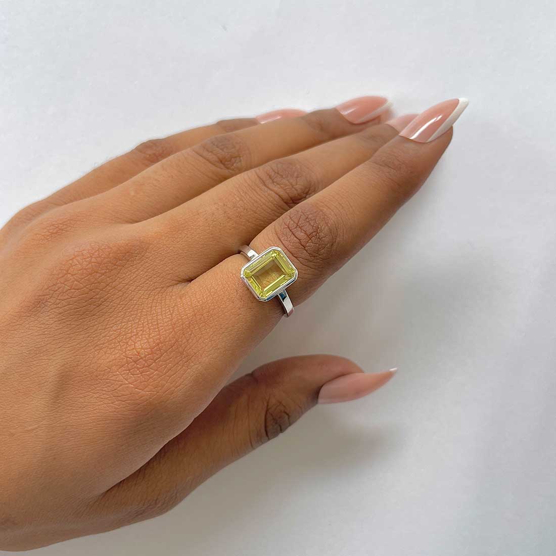 Lemon Quartz Ring-(LEM-RDR-1926.)