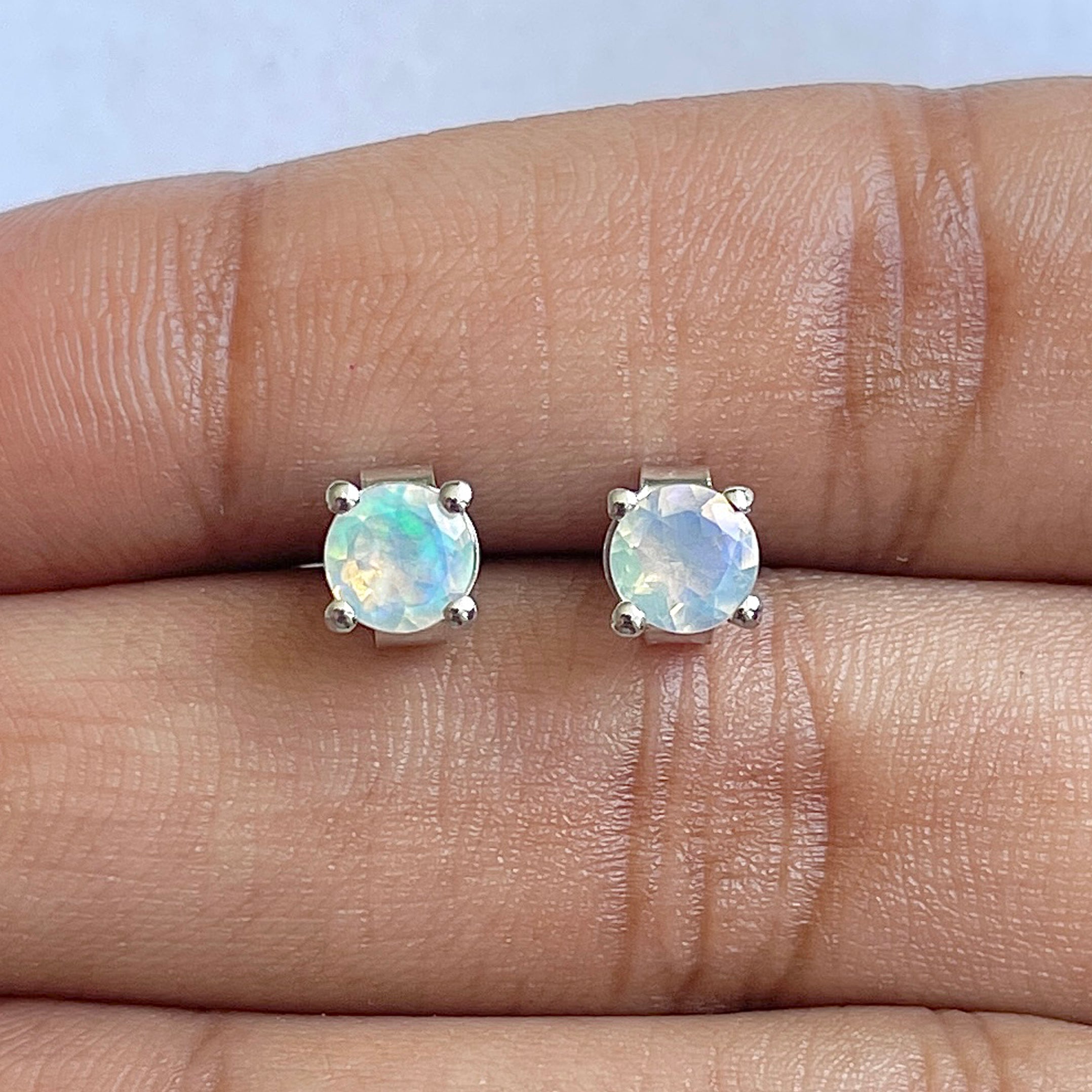 Opal Stud Earring-(OPL-RDE-1321)