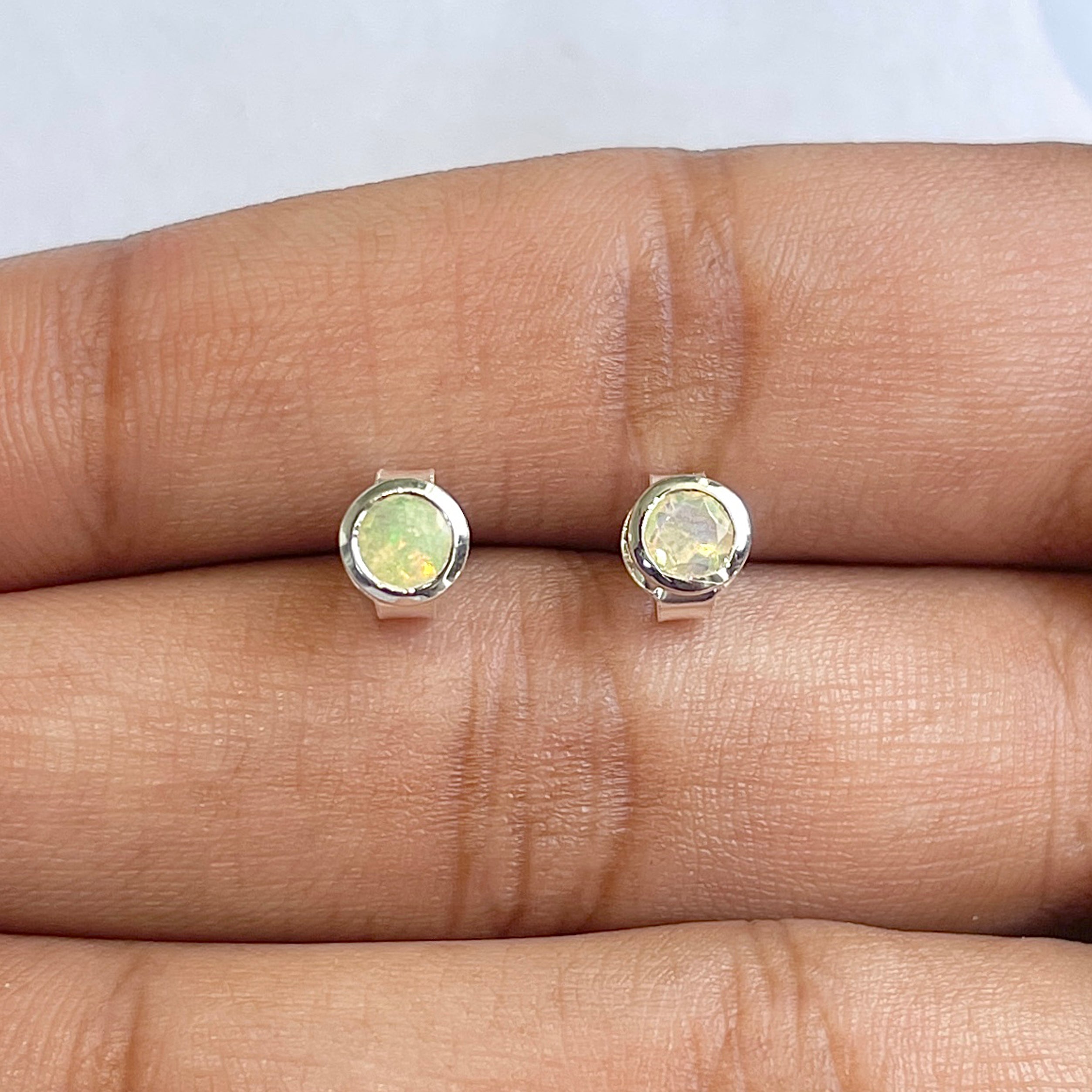 Opal Stud Earring-(OPL-RDE-1375)