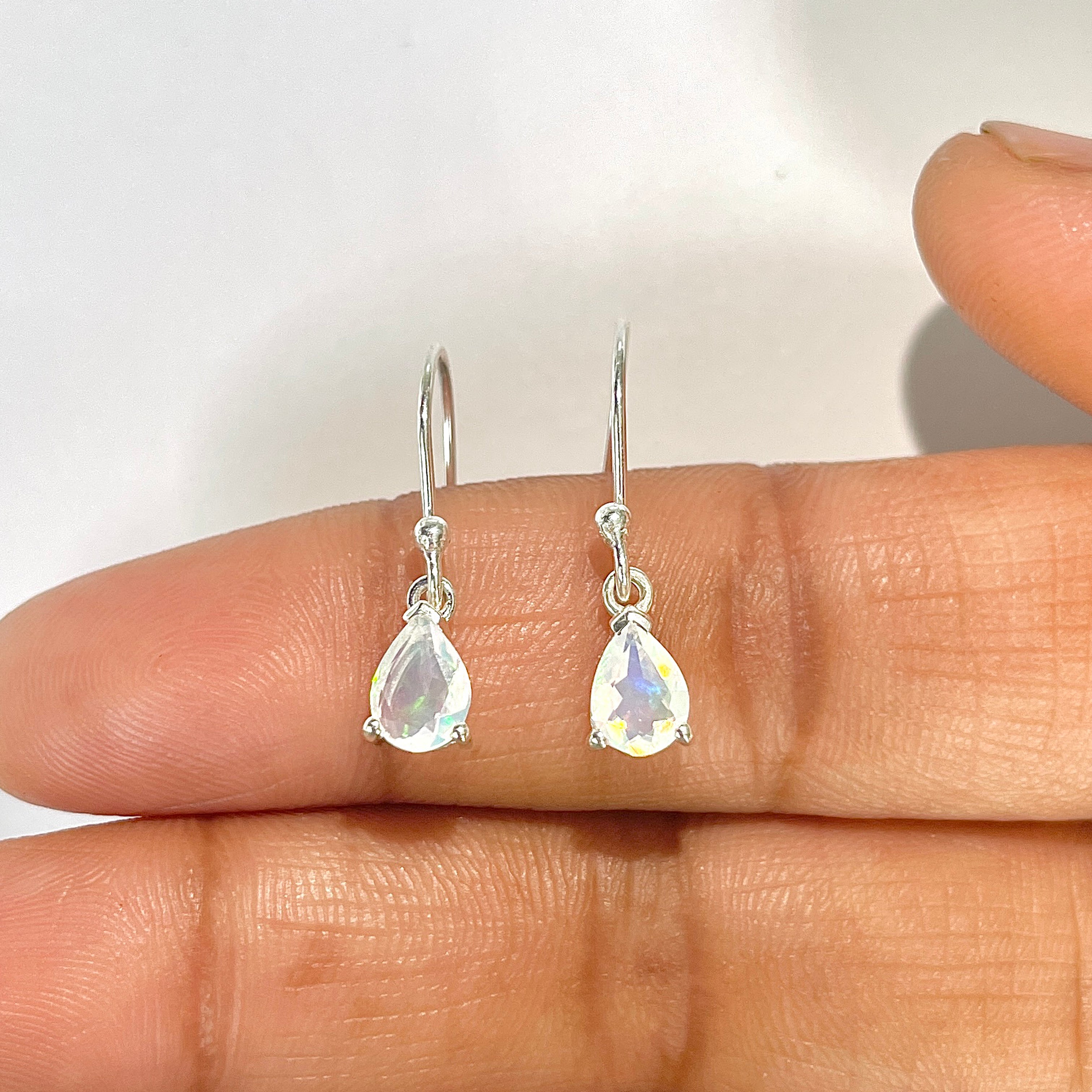 Opal Earring-(OPL-RDE-676)