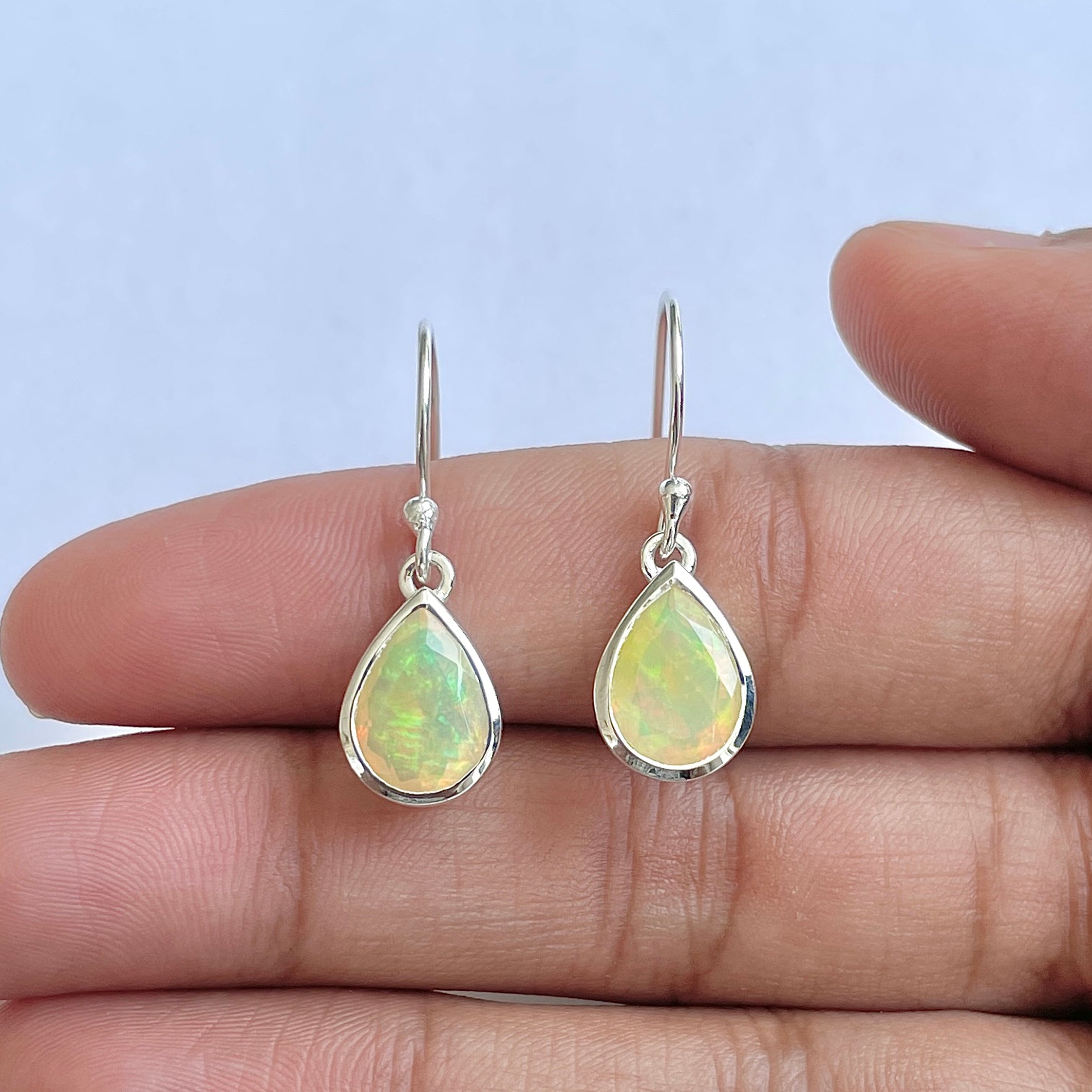 Opal Earring-(OPL-RDE-742)