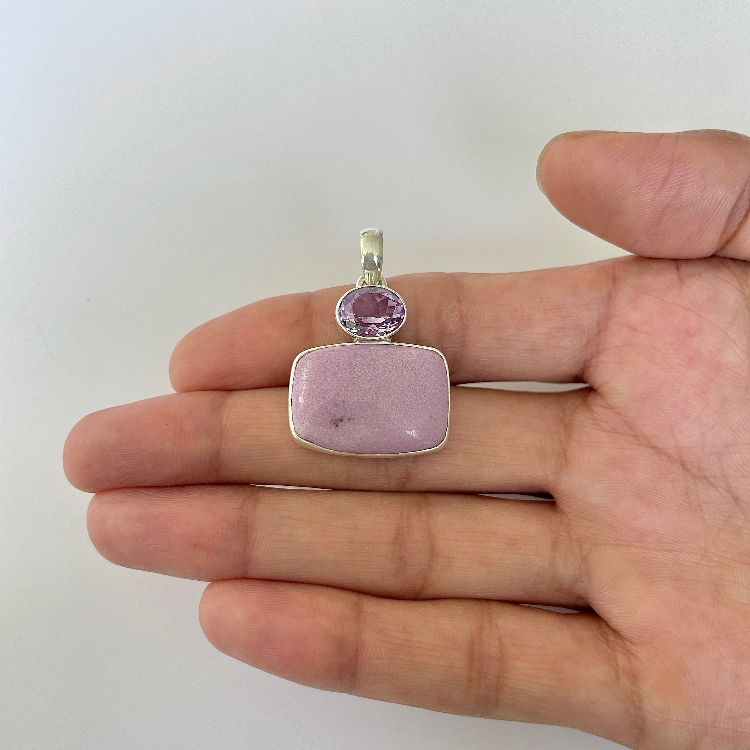 Phosphosiderite Pendant-(PPD-1-1)