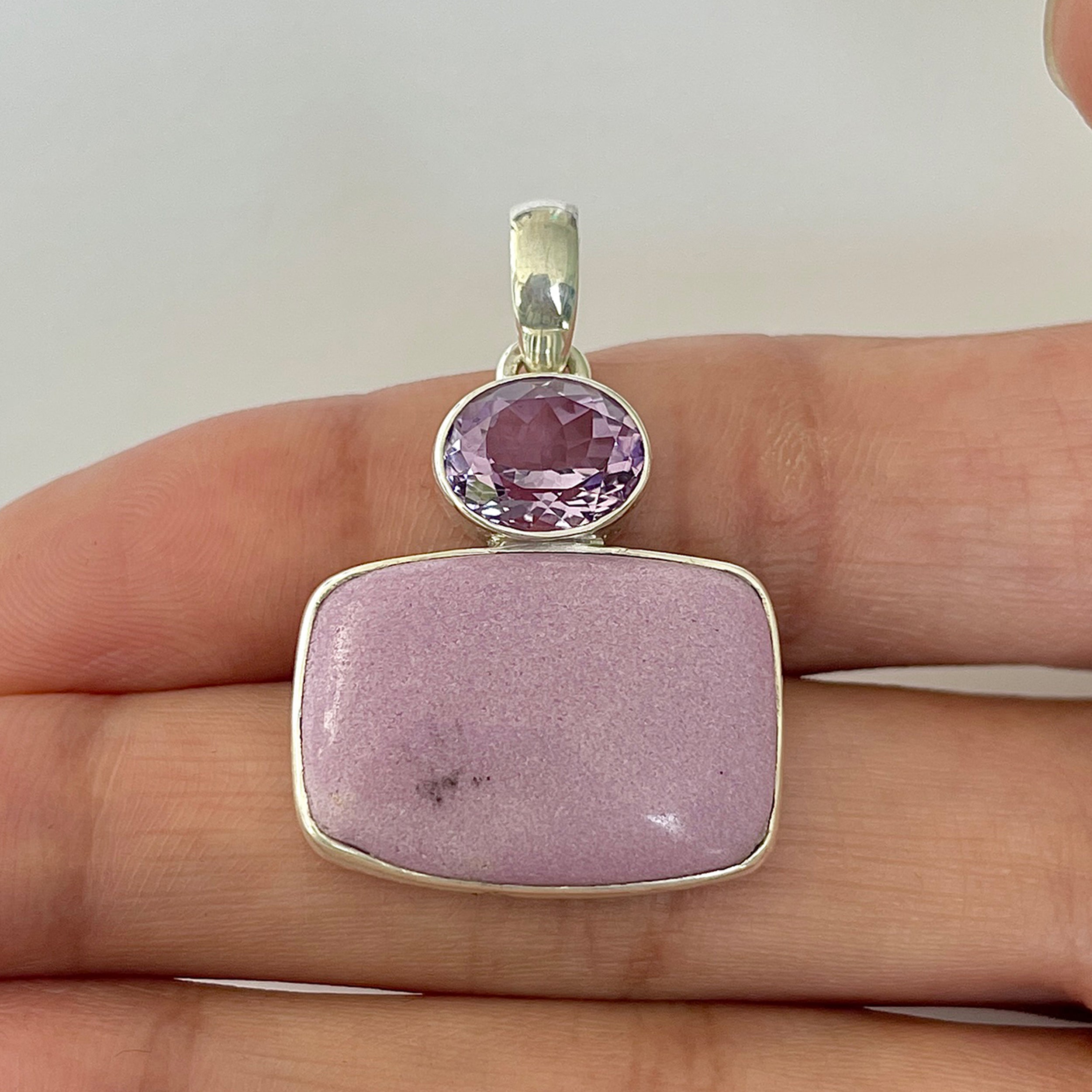 Phosphosiderite Pendant-(PPD-1-1)