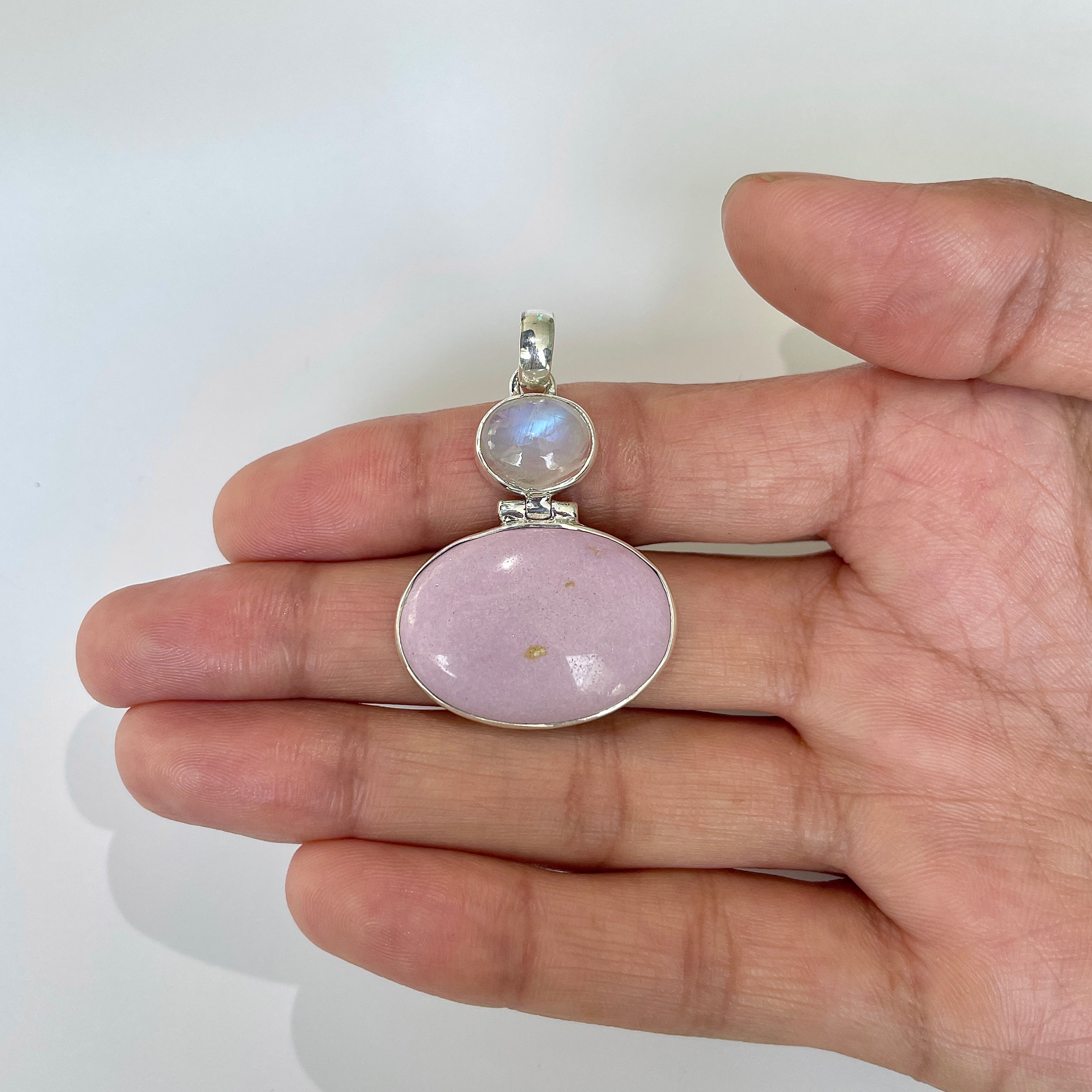 Phosphosiderite Pendant-(PPD-1-41)