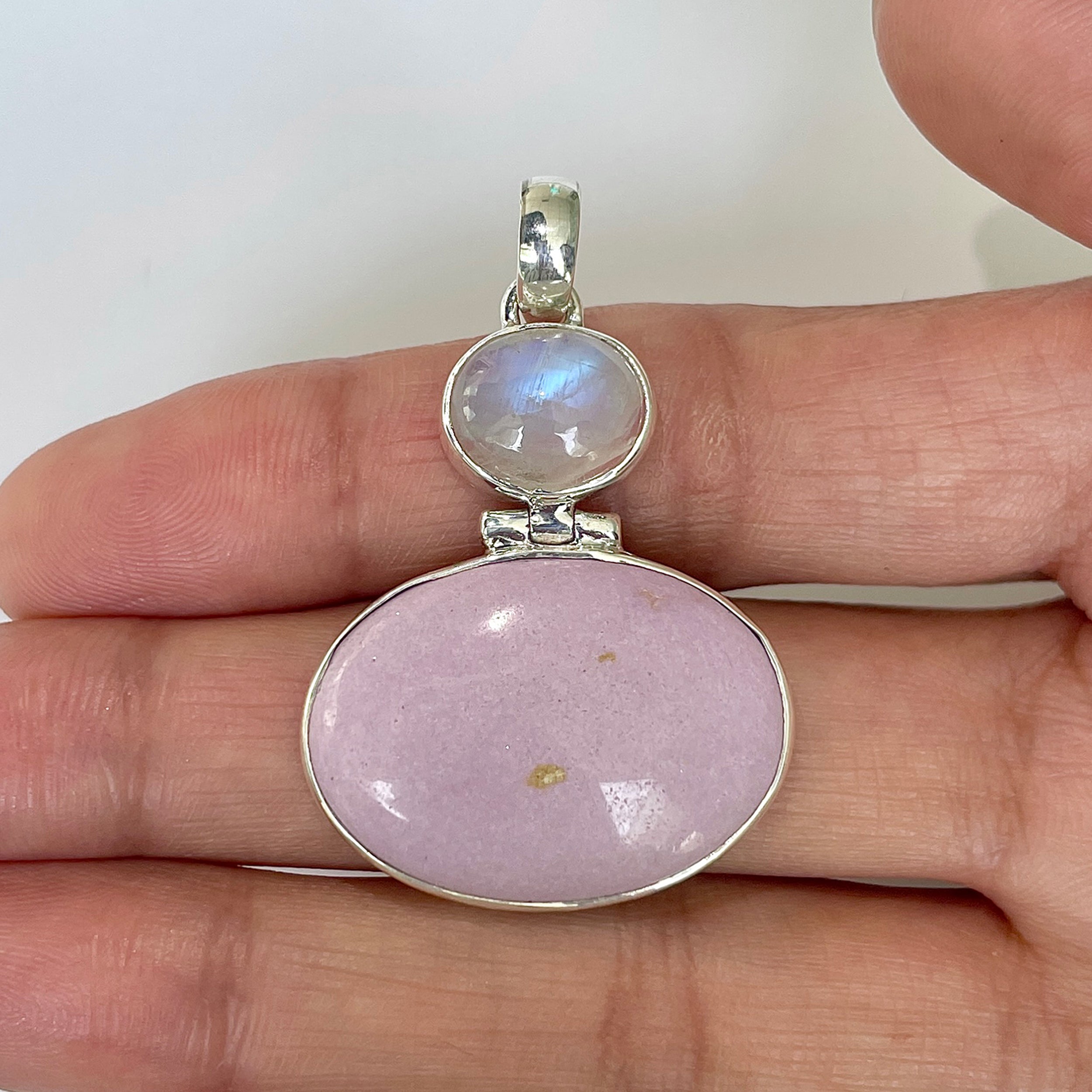 Phosphosiderite Pendant-(PPD-1-41)