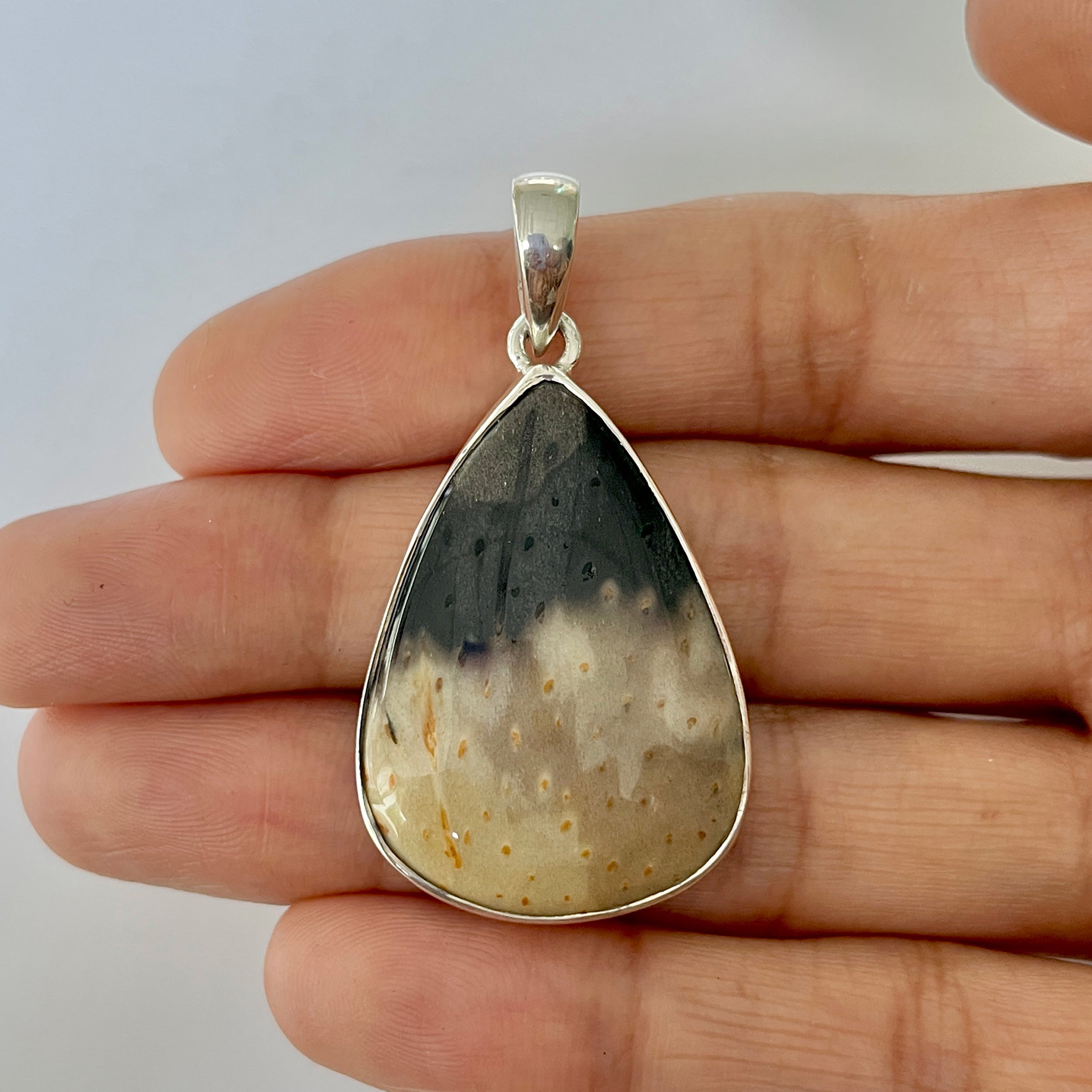 Plumroot Agate Pendant-(PTJ-1-7)