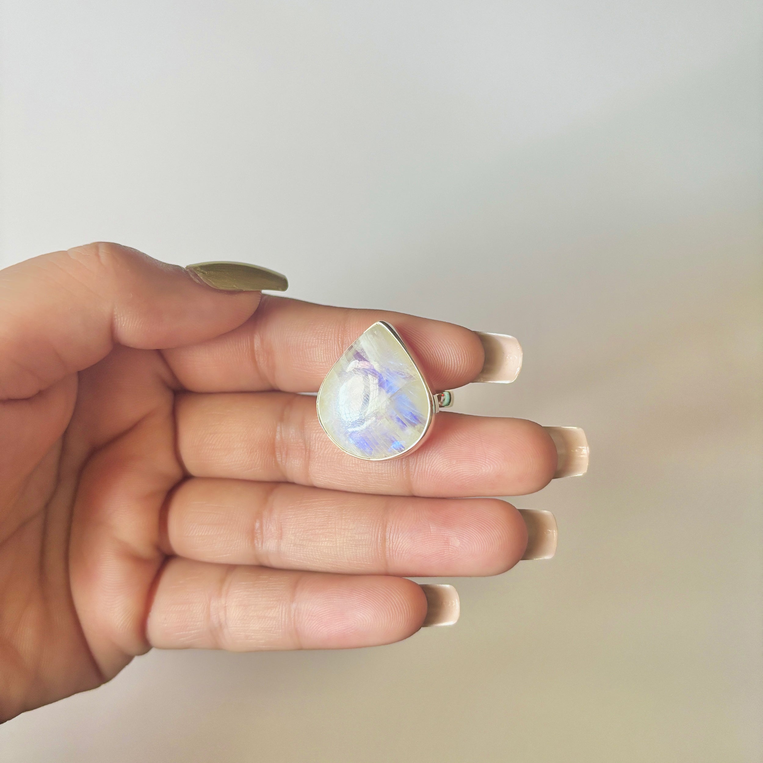 Moonstone Ring-(RBM-2-12)