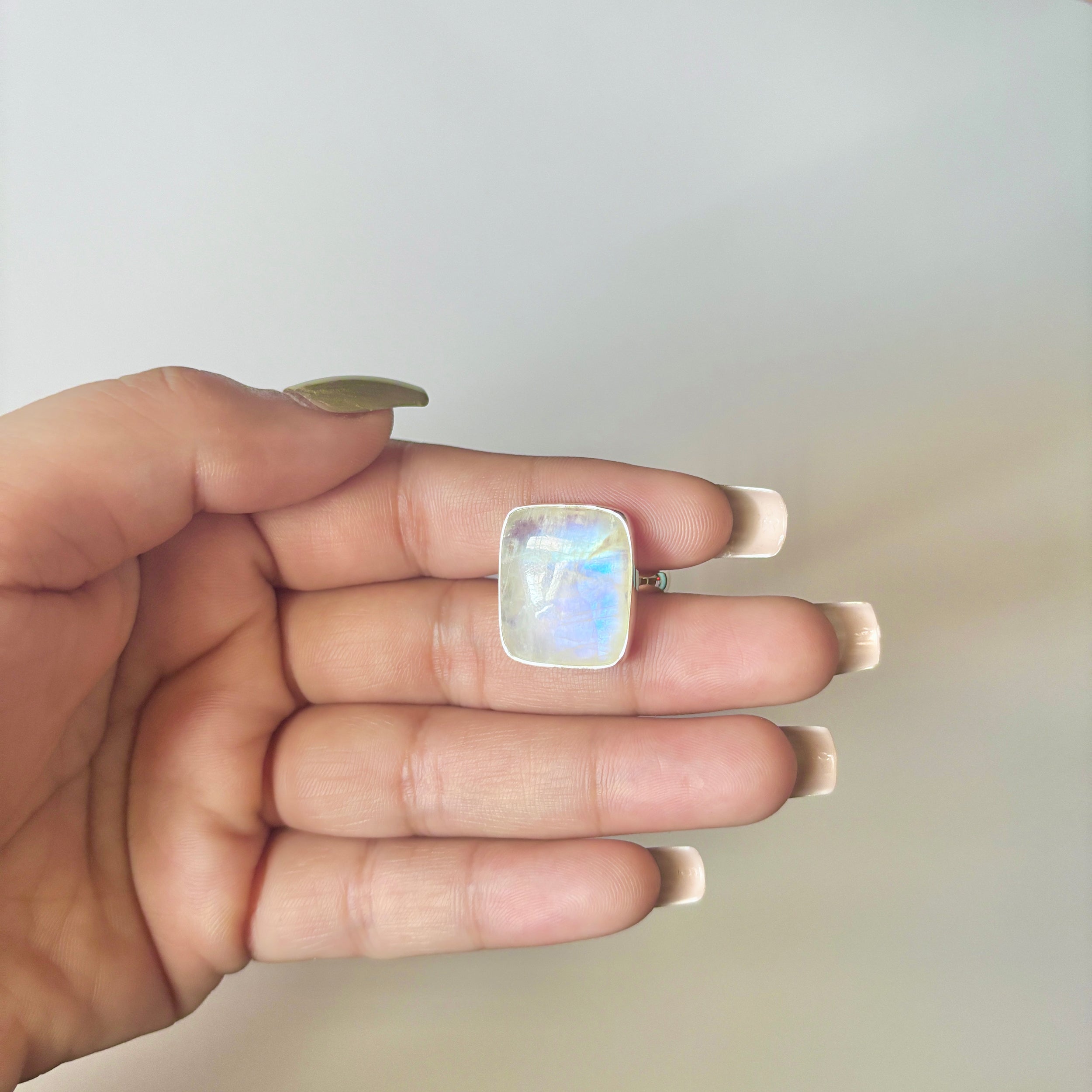 Moonstone Ring-(RBM-2-30)