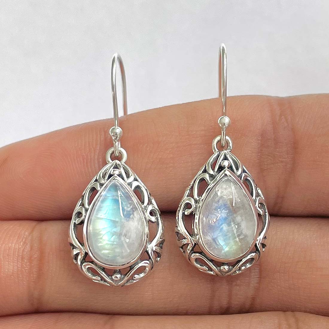 Moonstone Earring-(RBM-RDE-110)