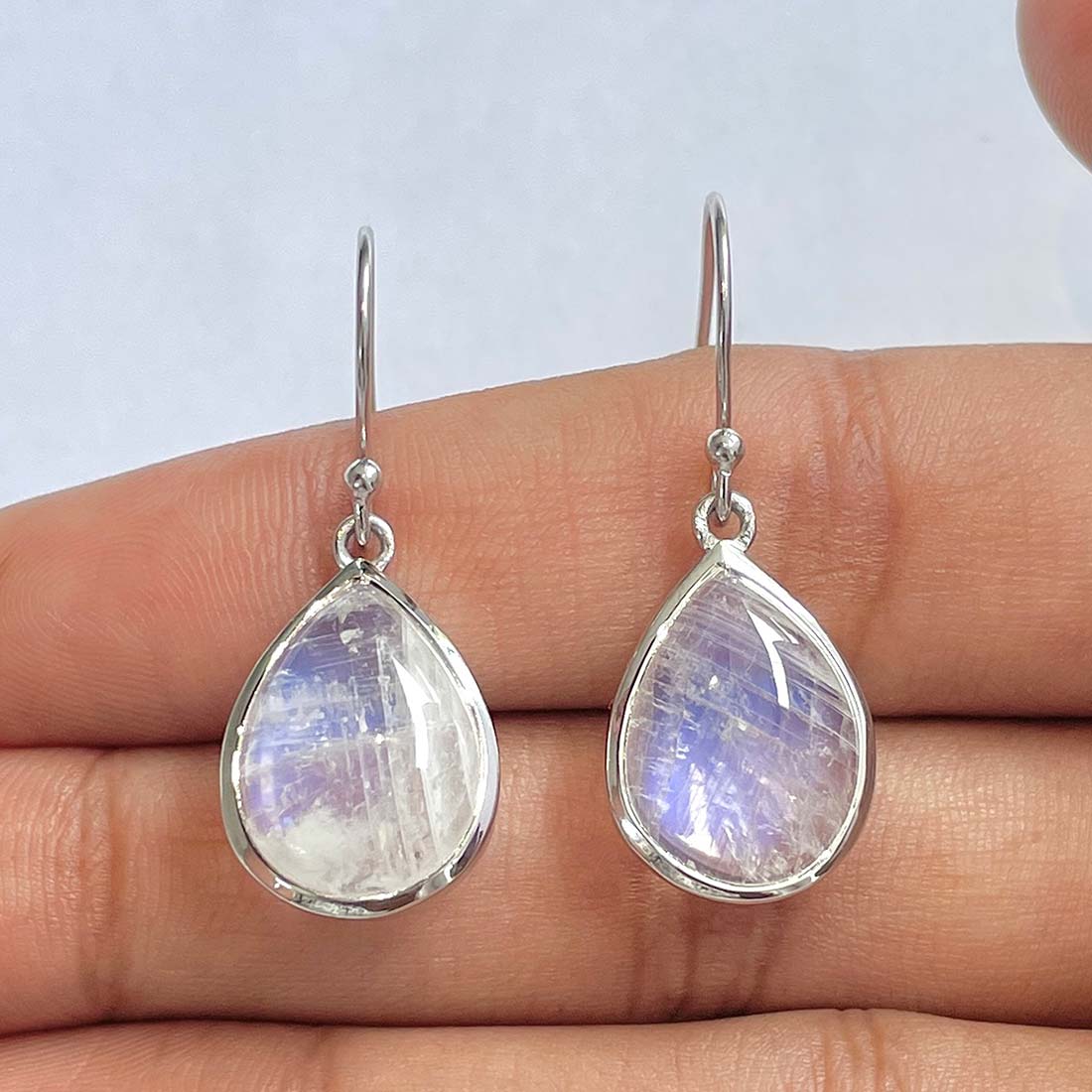 Moonstone Earring-(RBM-RDE-1159)