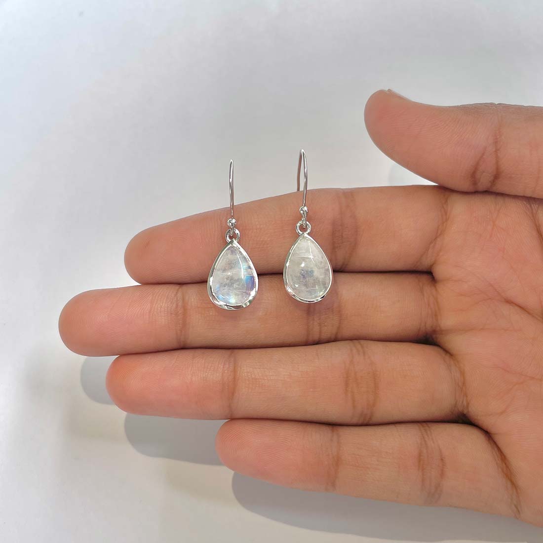 Moonstone Earring-(RBM-RDE-1160)