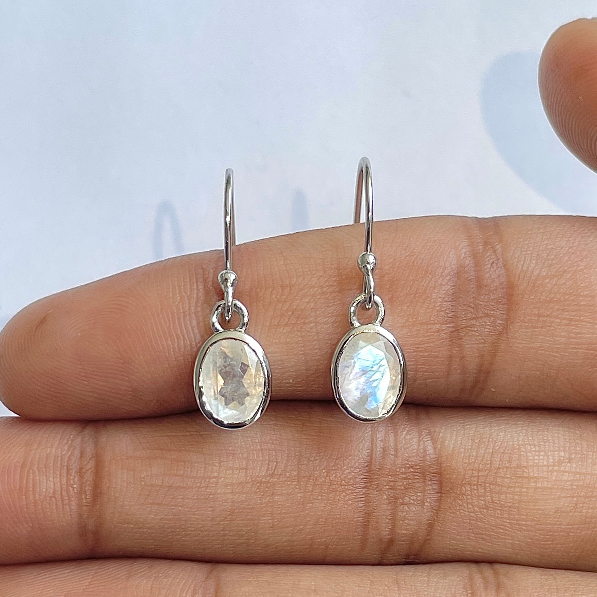 Moonstone Earring-(RBM-RDE-547)