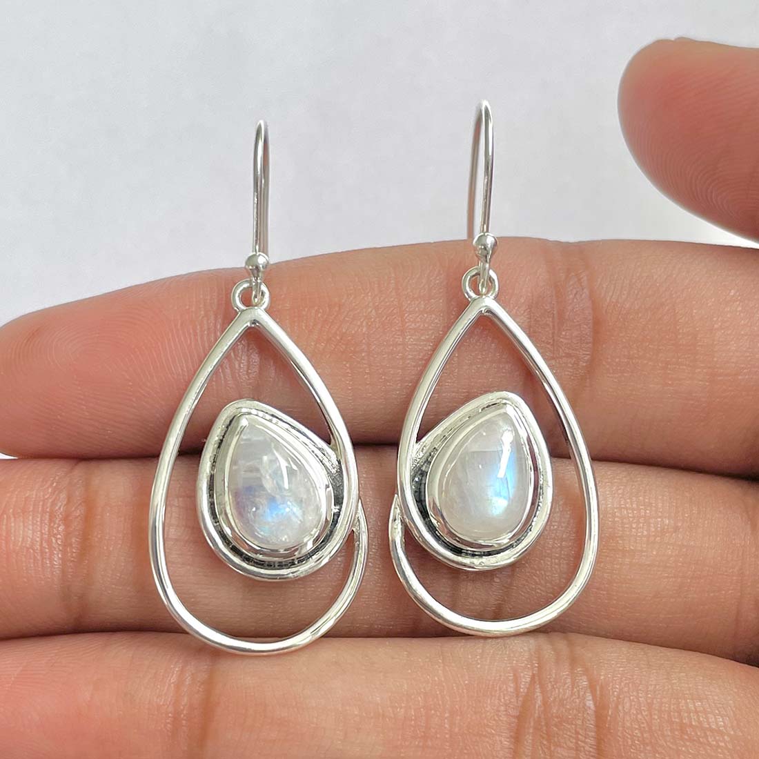 Moonstone Earring-(RBM-RDE-58)