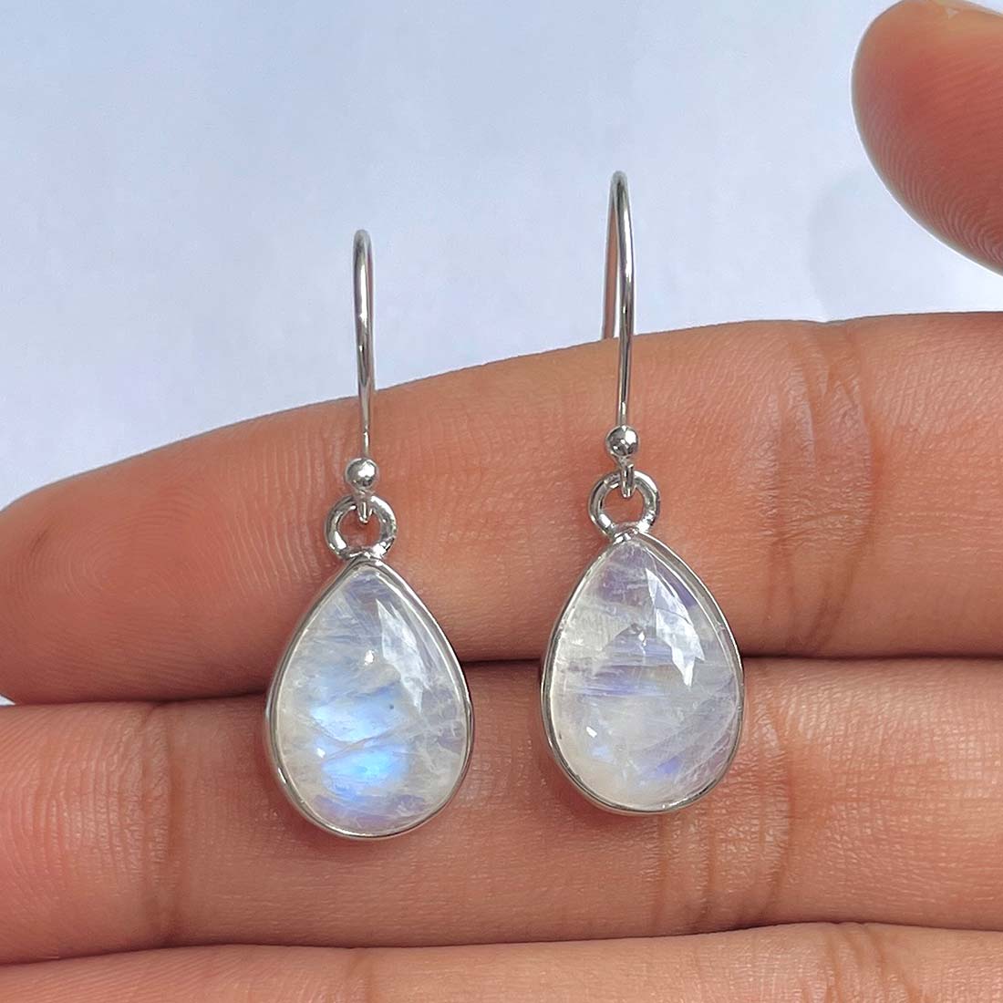 Moonstone Earring-(RBM-RDE-731)