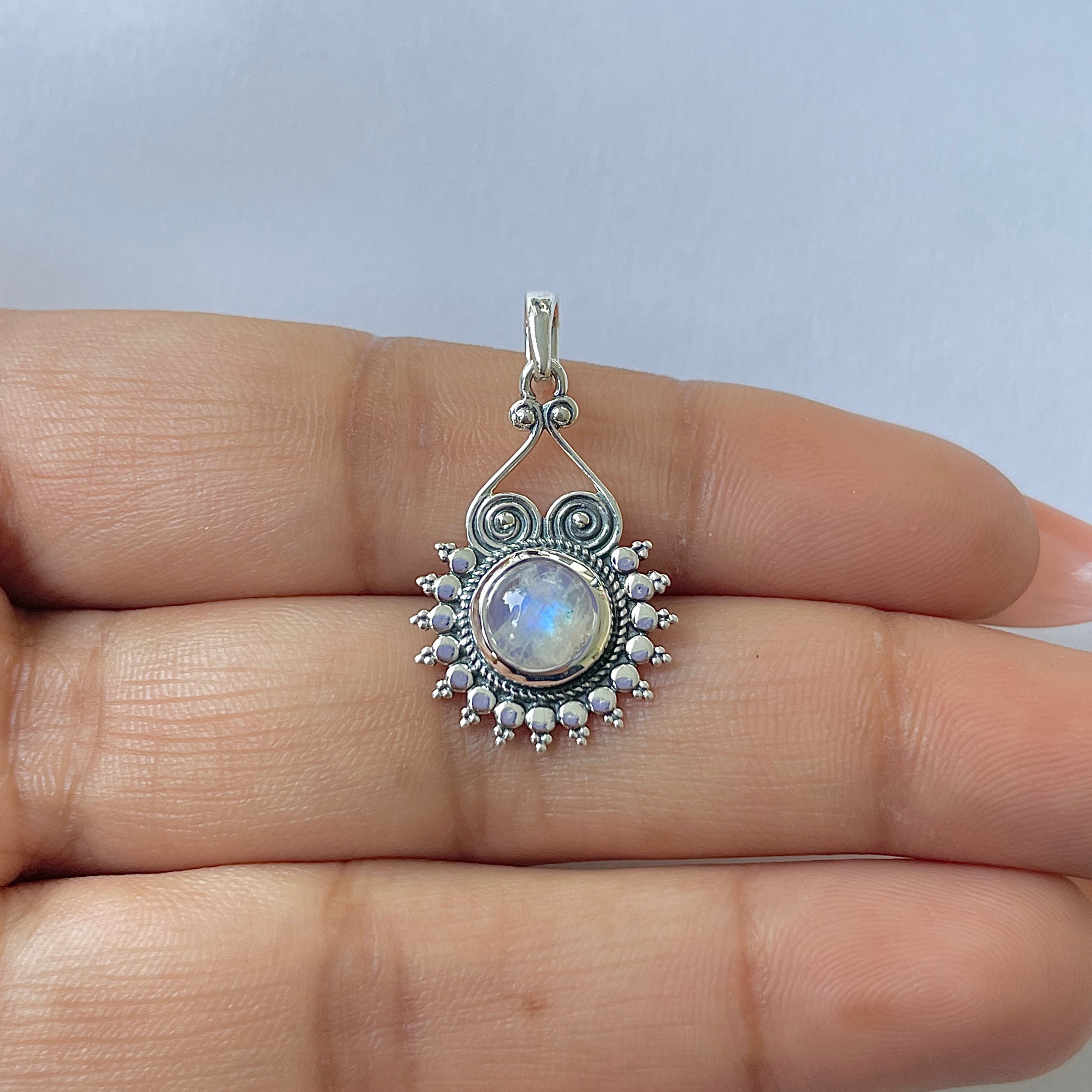 Moonstone Pendant-(RBM-RDEP-213)