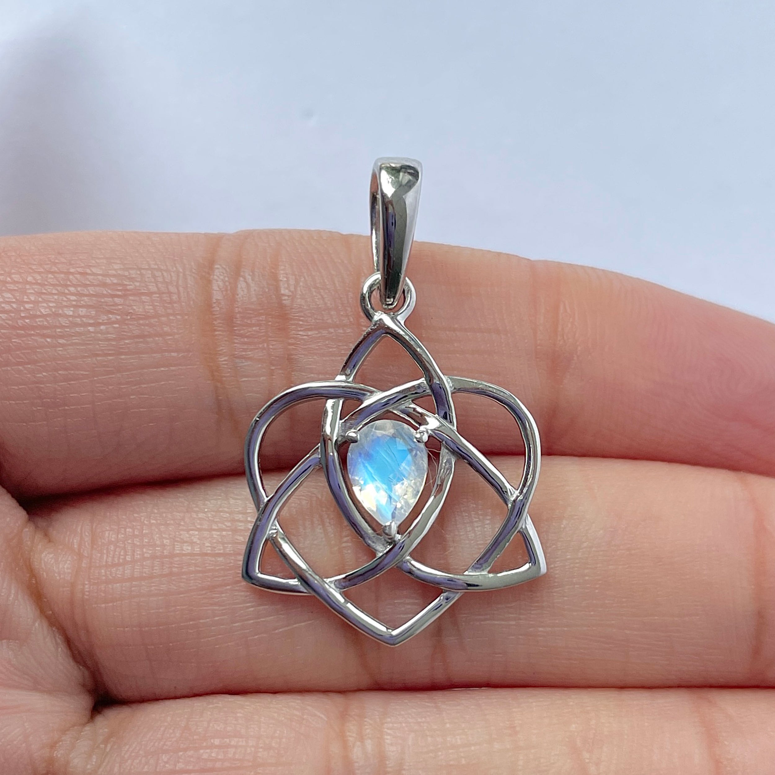 Moonstone Pendant-(RBM-RDEP-880)
