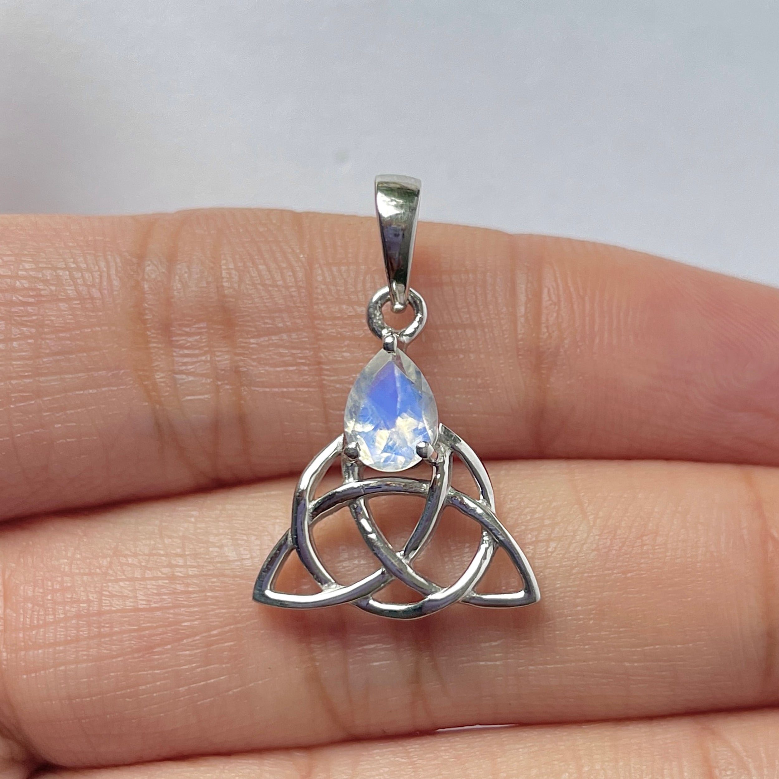 Moonstone Pendant-(RBM-RDEP-892)